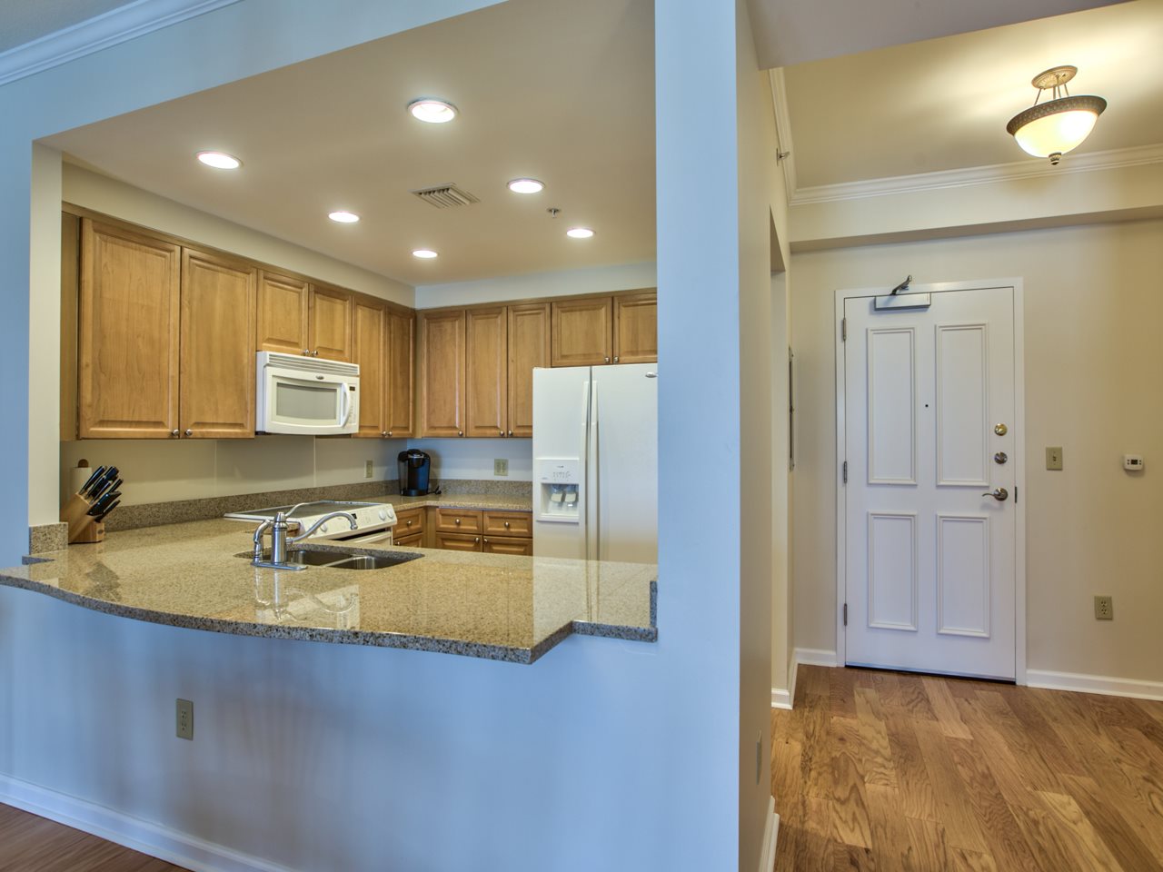 121 N MONROE Street Unit: 1103