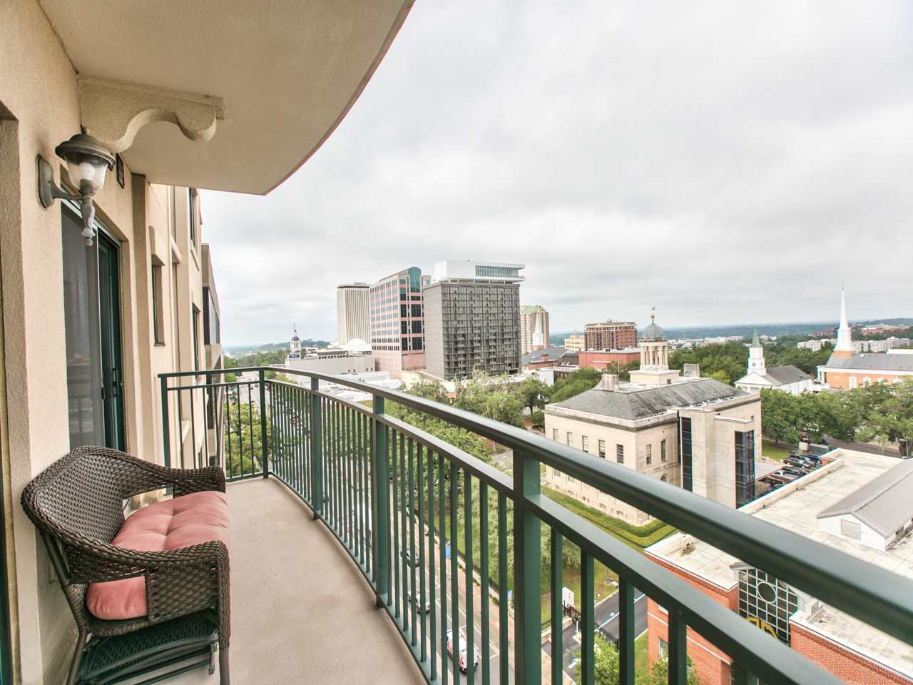 121 N MONROE Street Unit: 1103