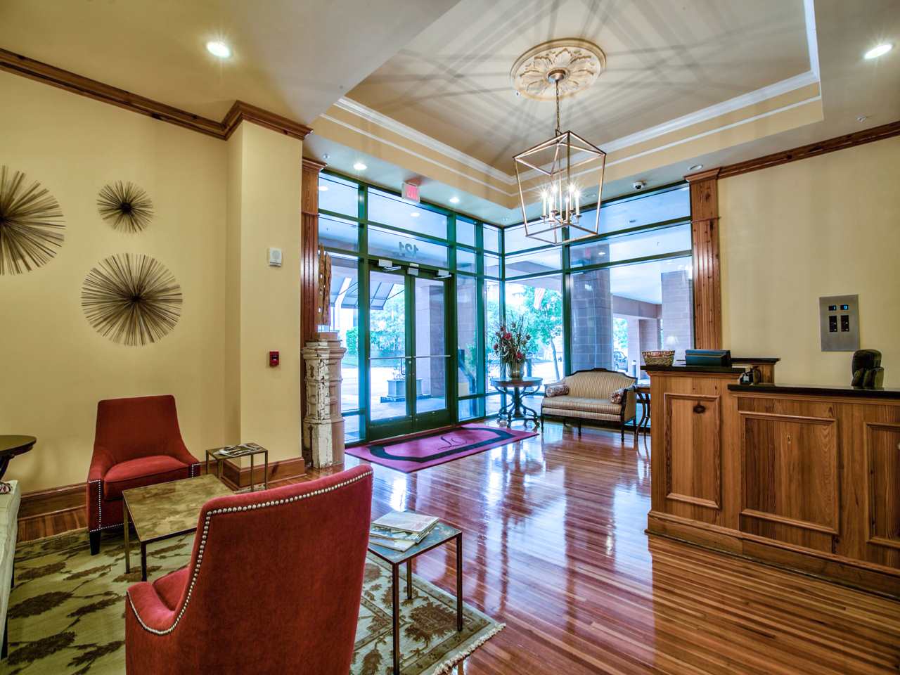 121 N MONROE Street Unit: 1103
