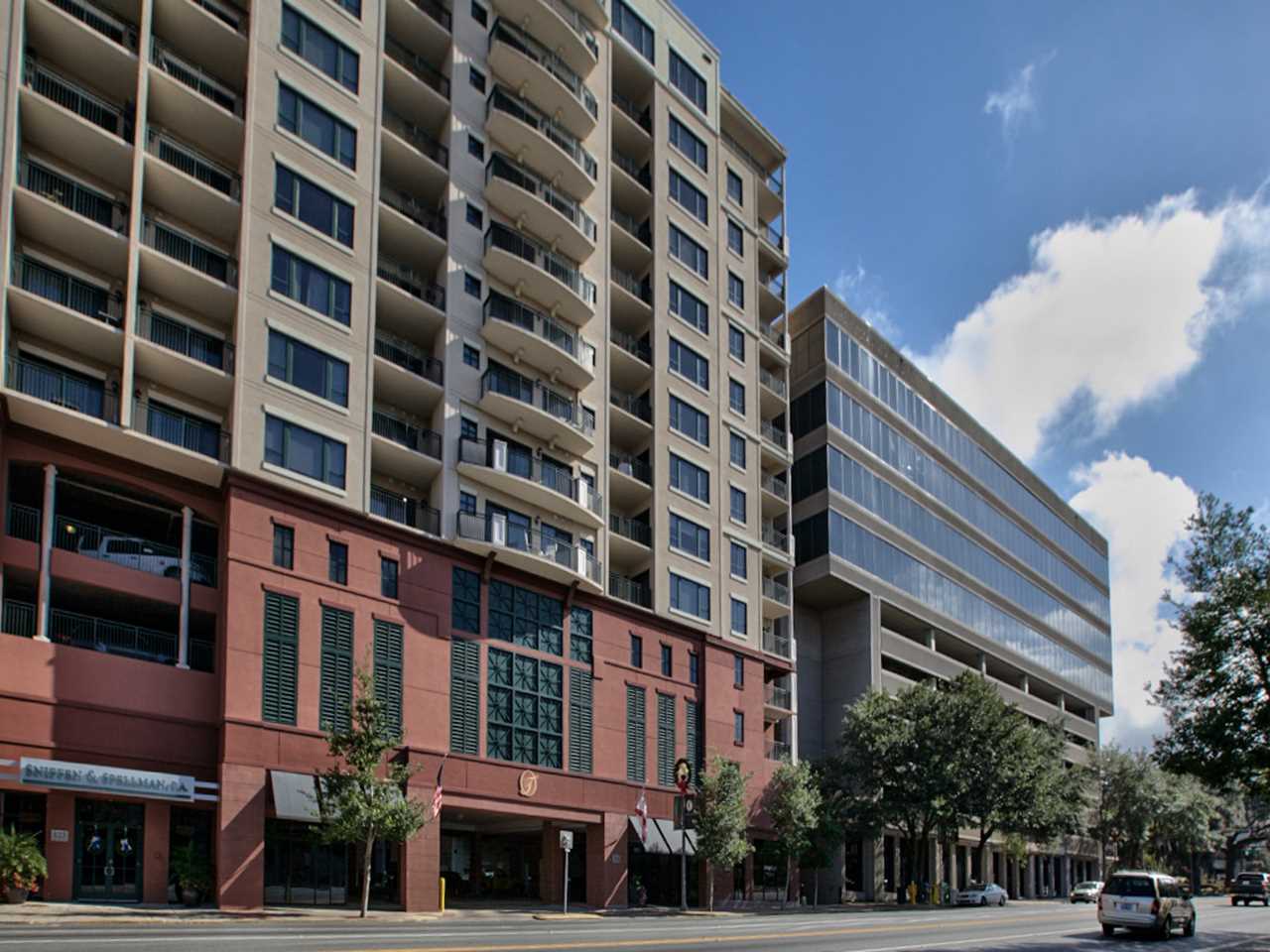 121 N MONROE Street Unit: 1103