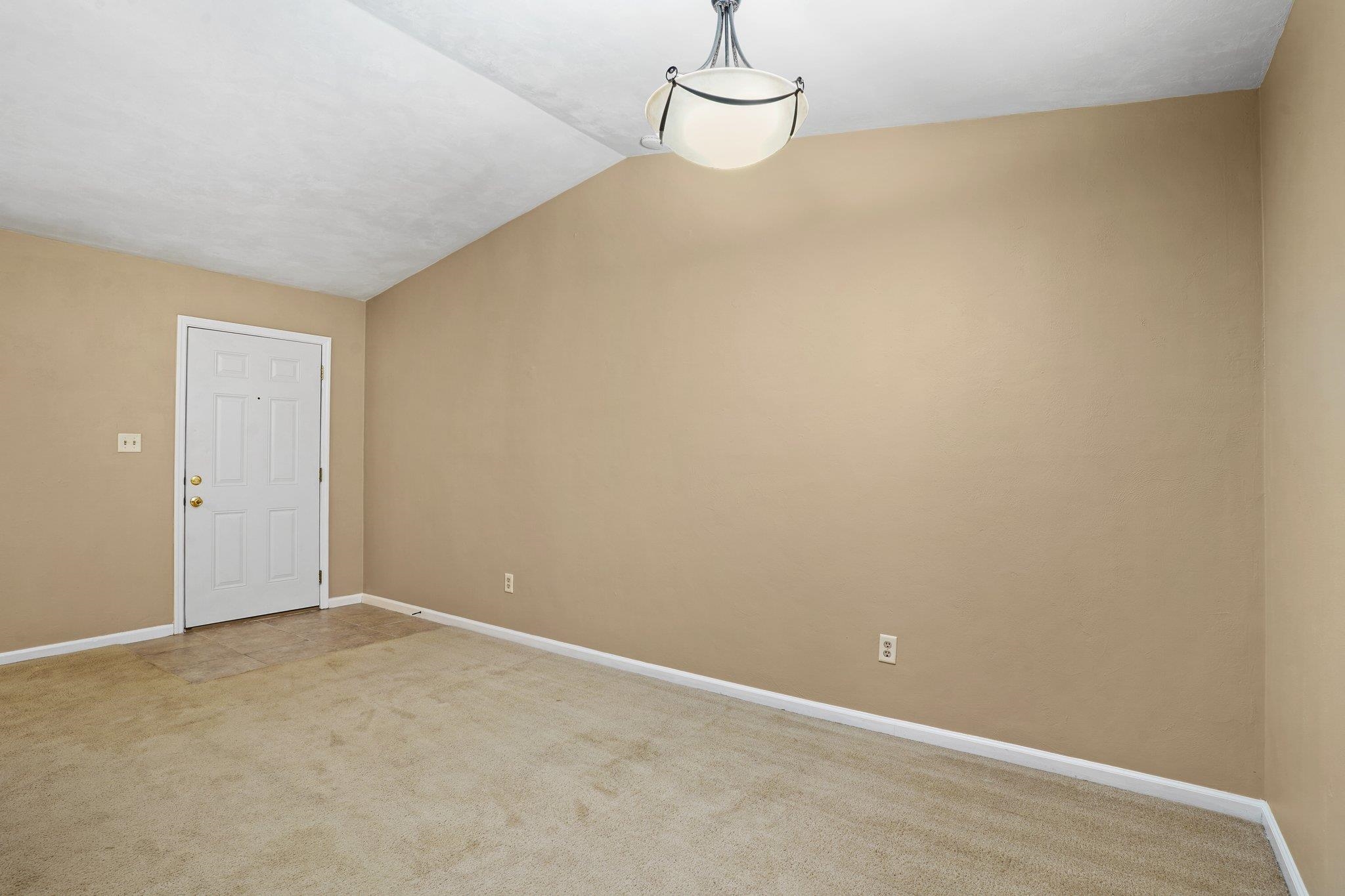 143 W WHETHERBINE Way