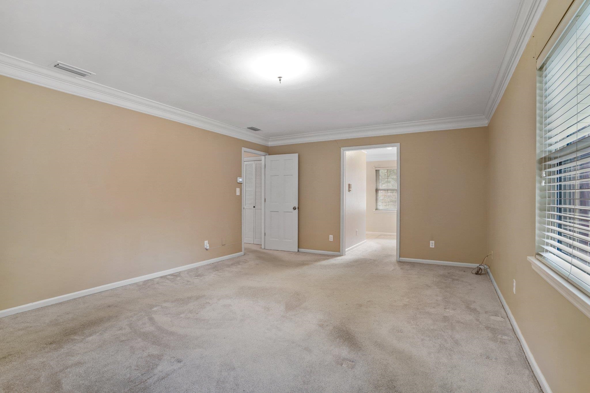 431 SHANTILLY Terrace