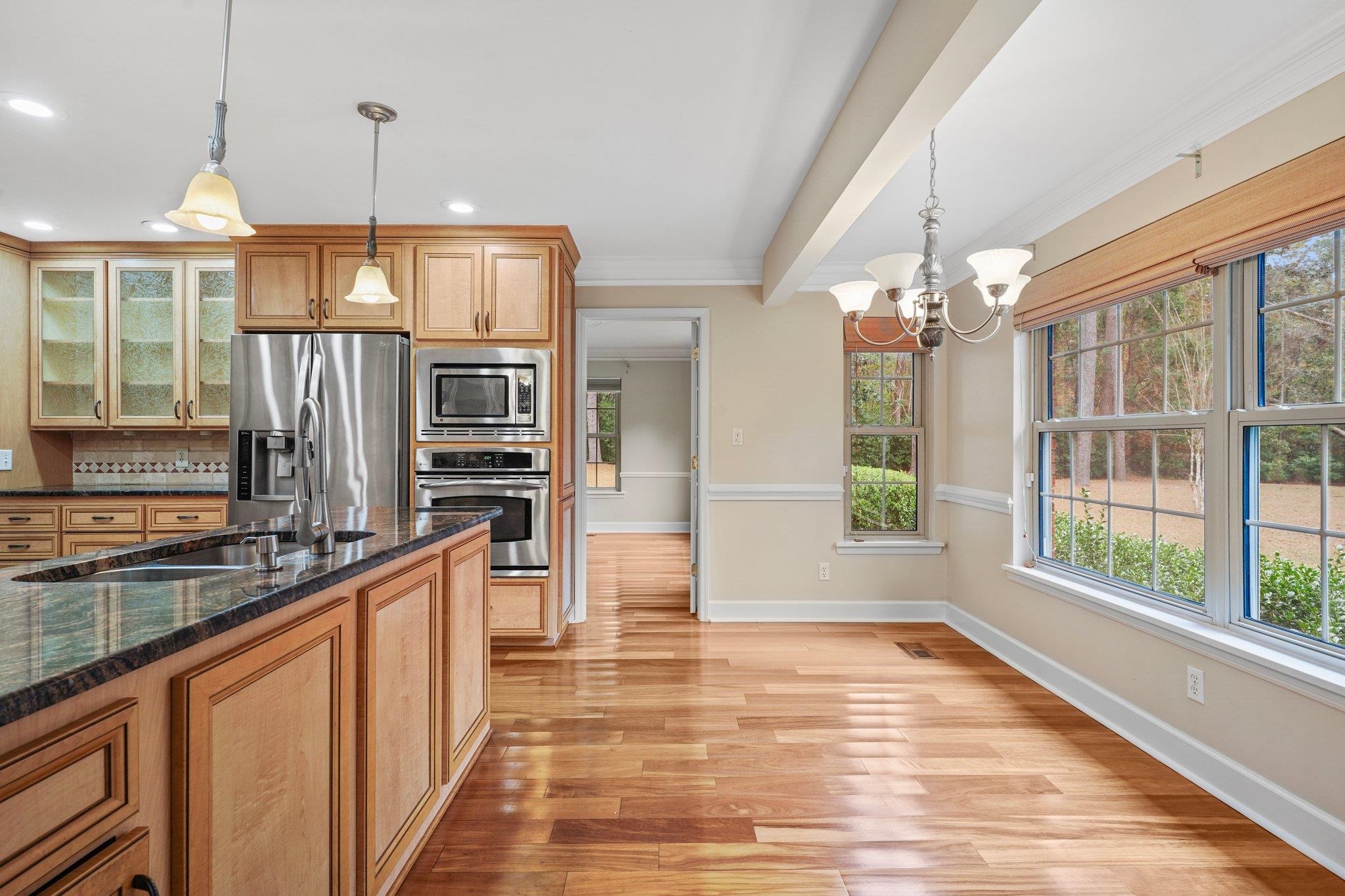 431 SHANTILLY Terrace