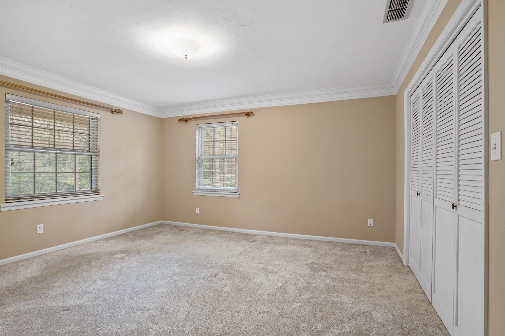 431 SHANTILLY Terrace