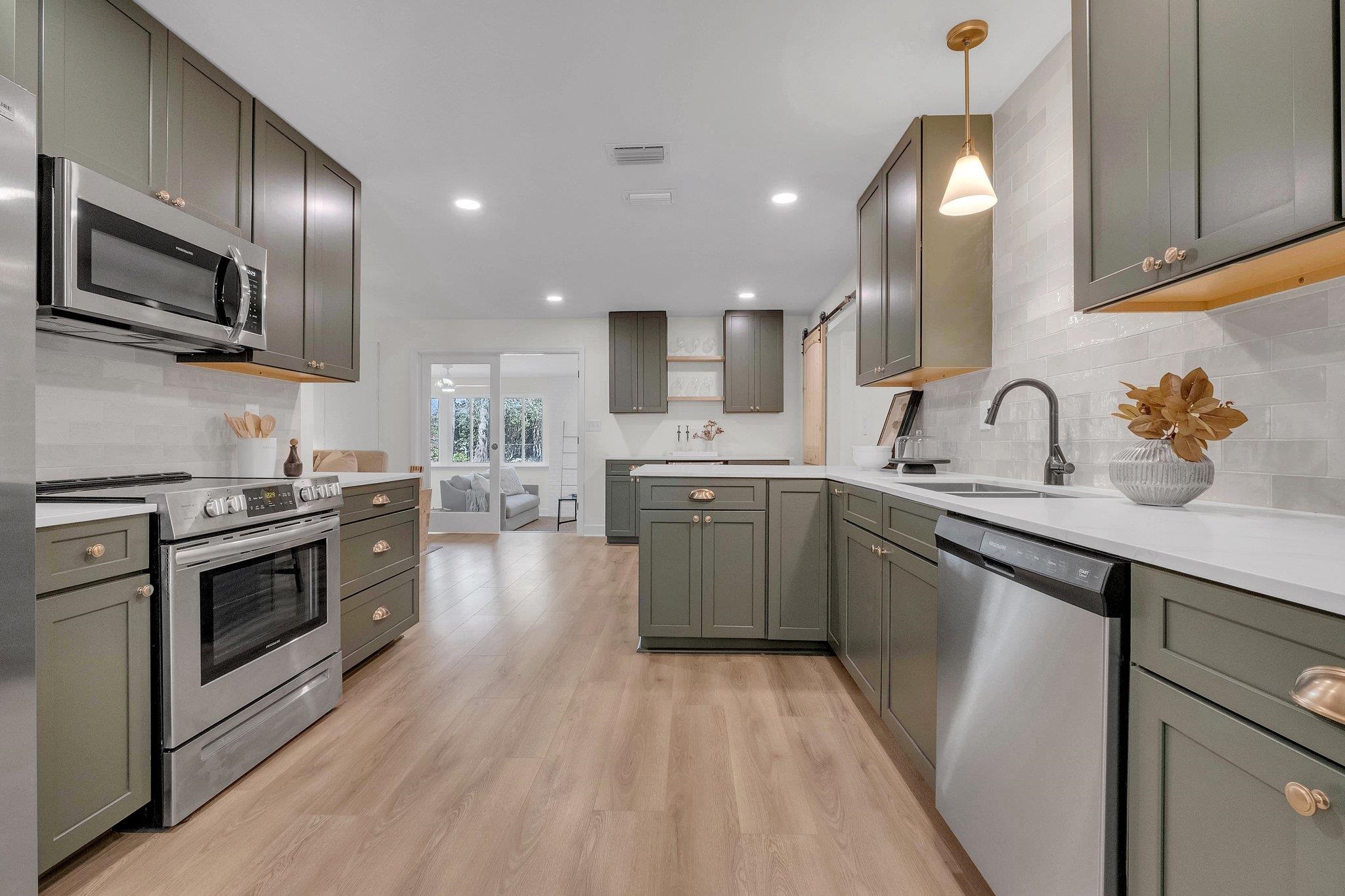 3020 Tipperary Drive