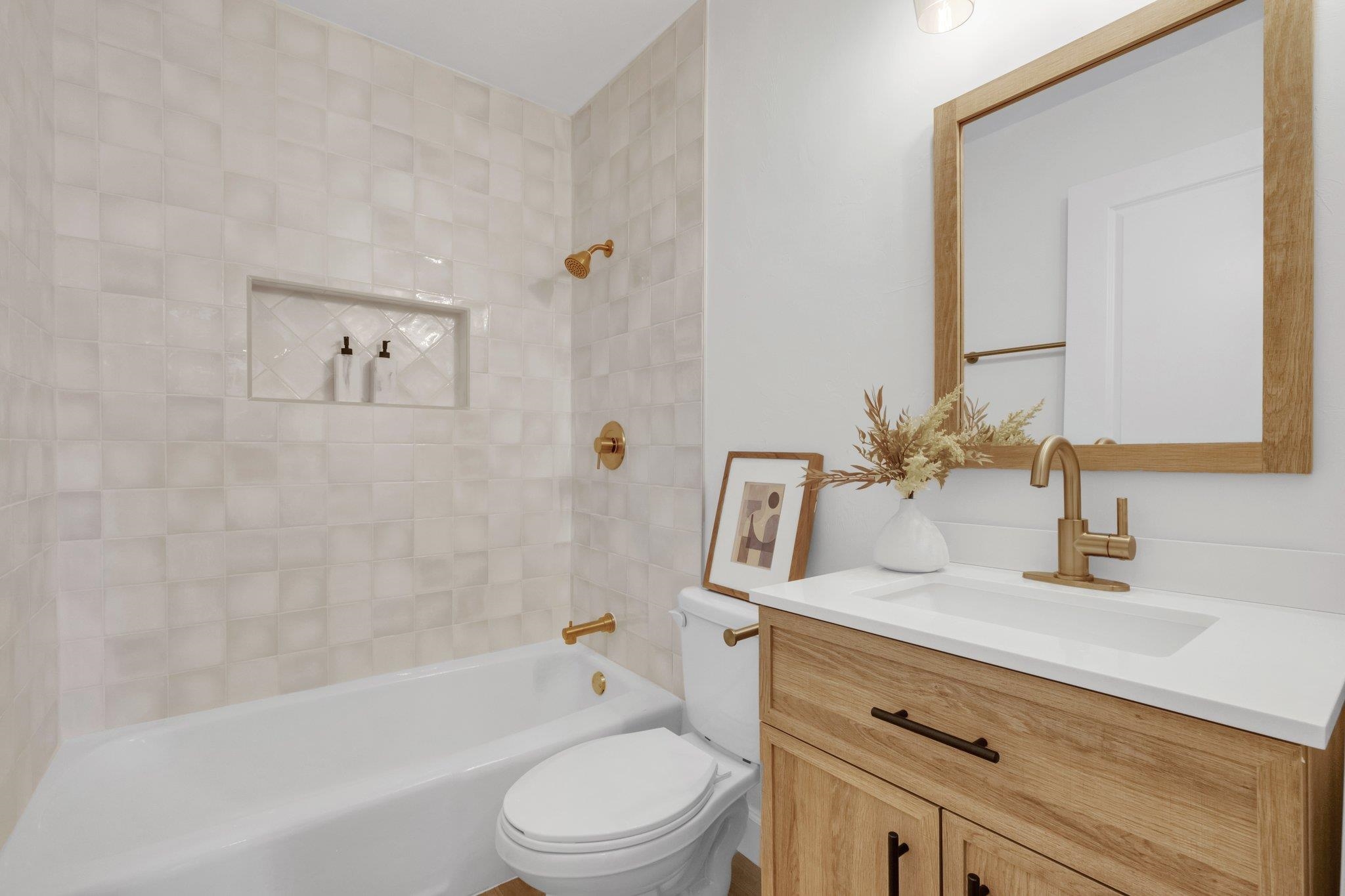 3020 Tipperary Drive