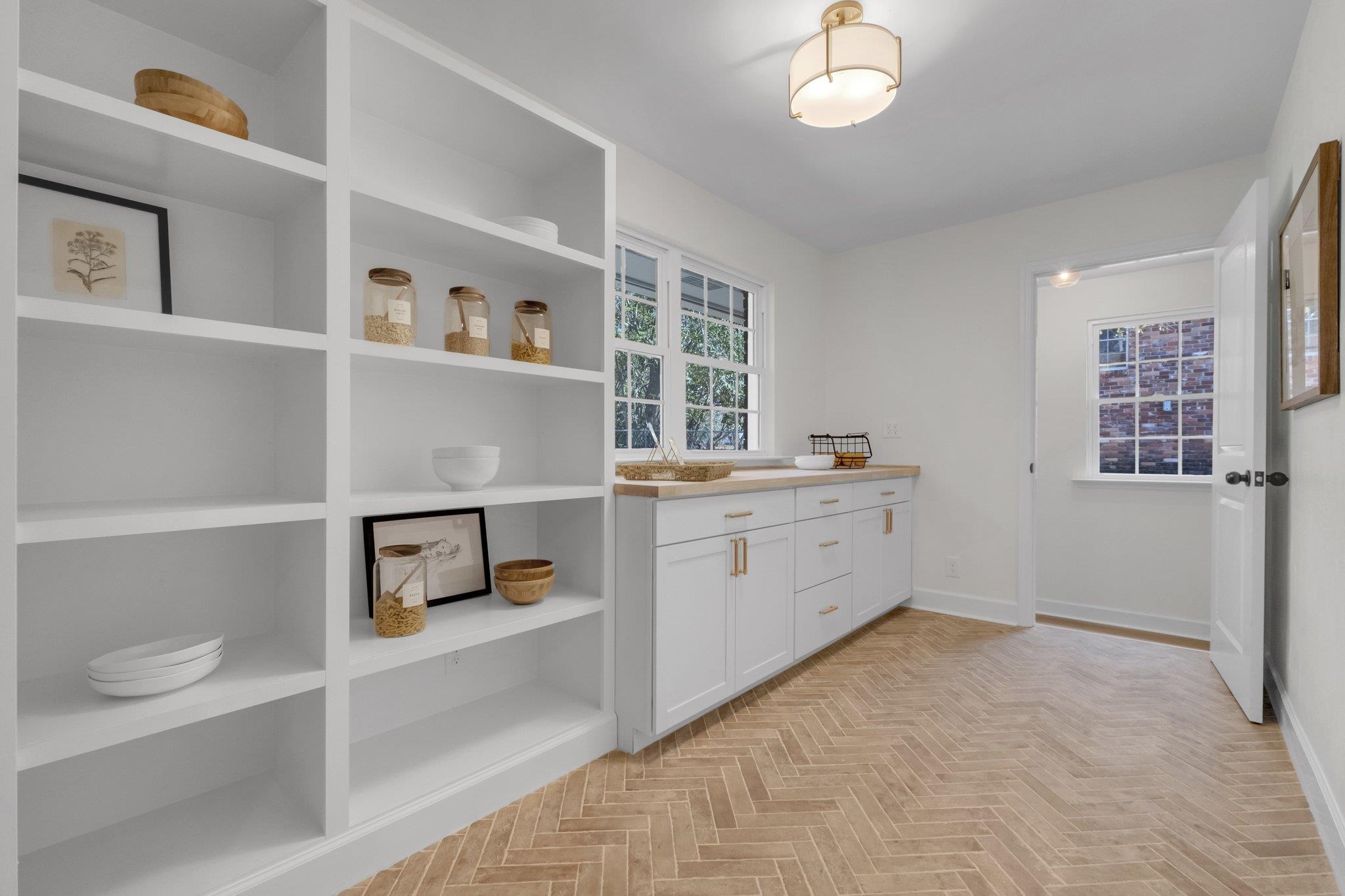 3020 Tipperary Drive