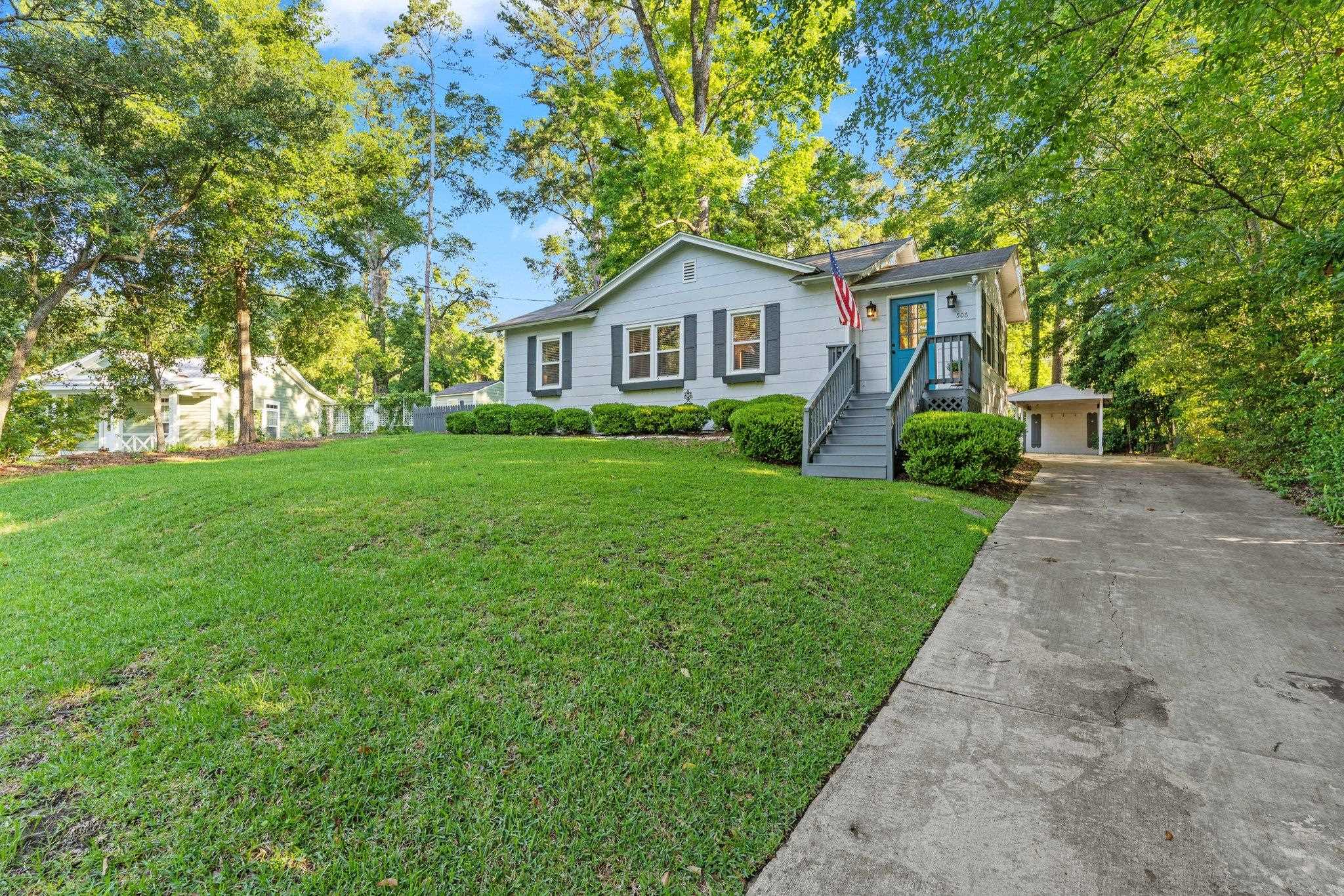 506 COLLINS Drive