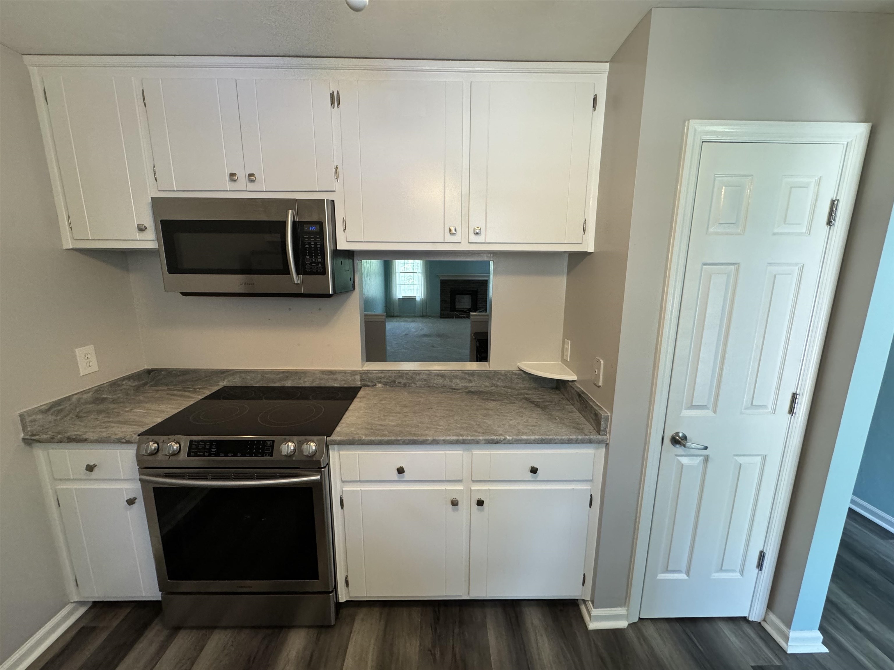 816 Jamestown Court