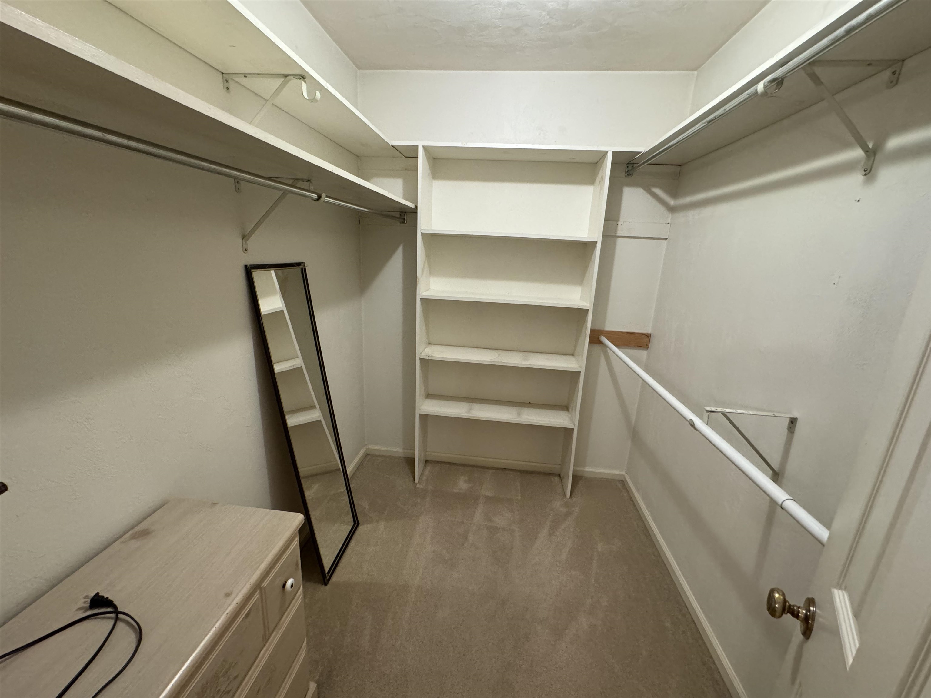 816 Jamestown Court