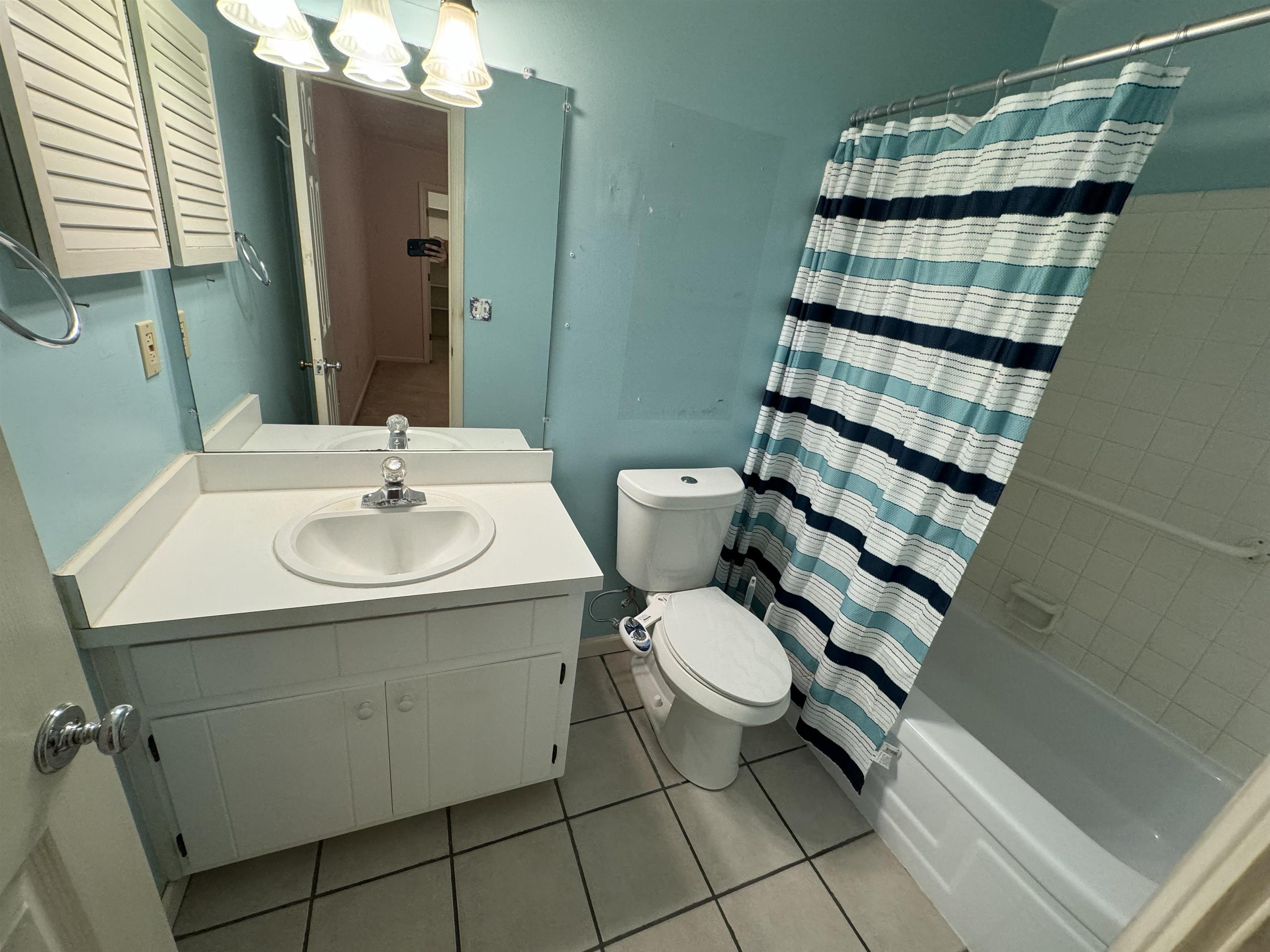 816 Jamestown Court