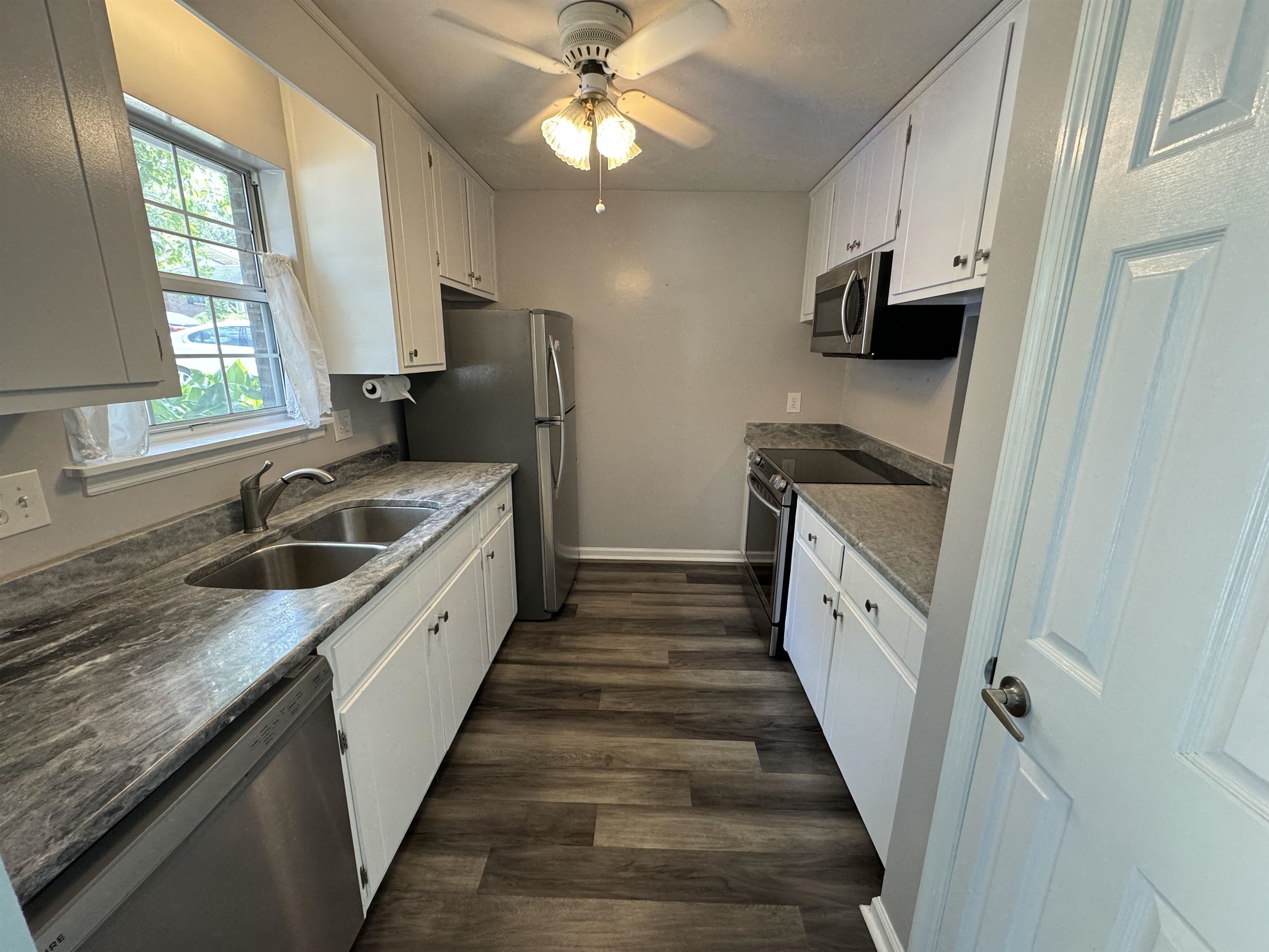 816 Jamestown Court