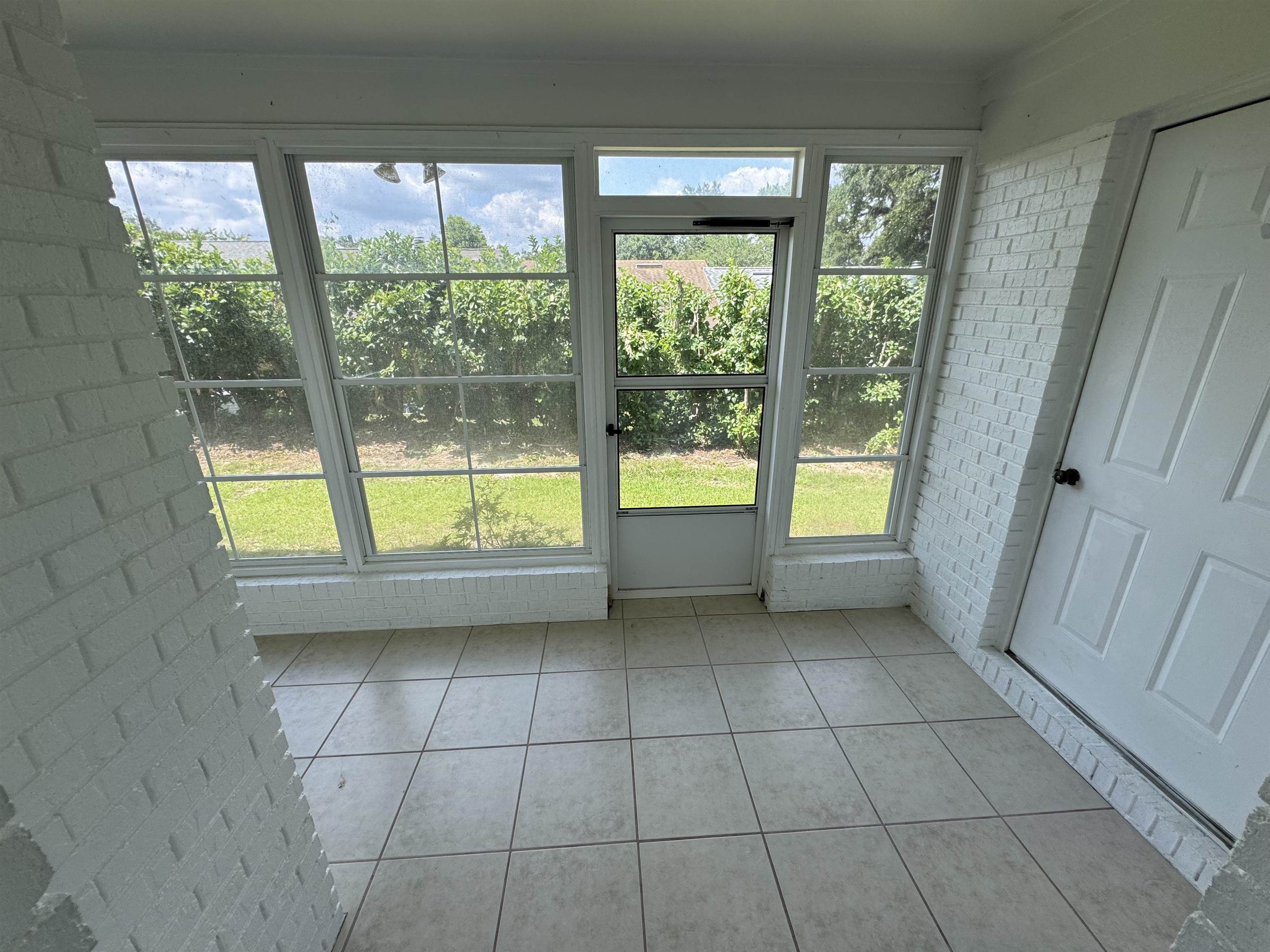 816 Jamestown Court