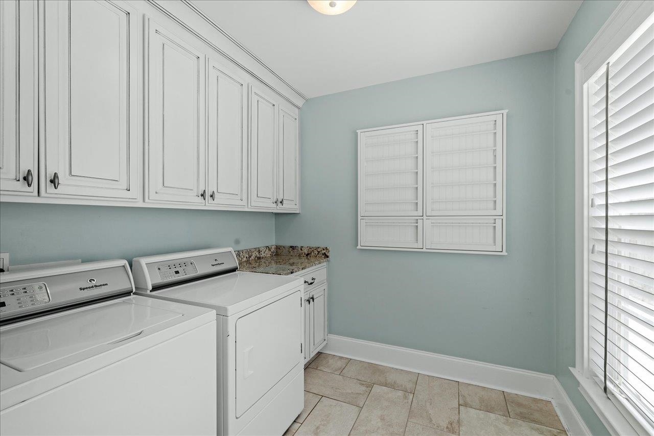 2003 E Randolph Circle