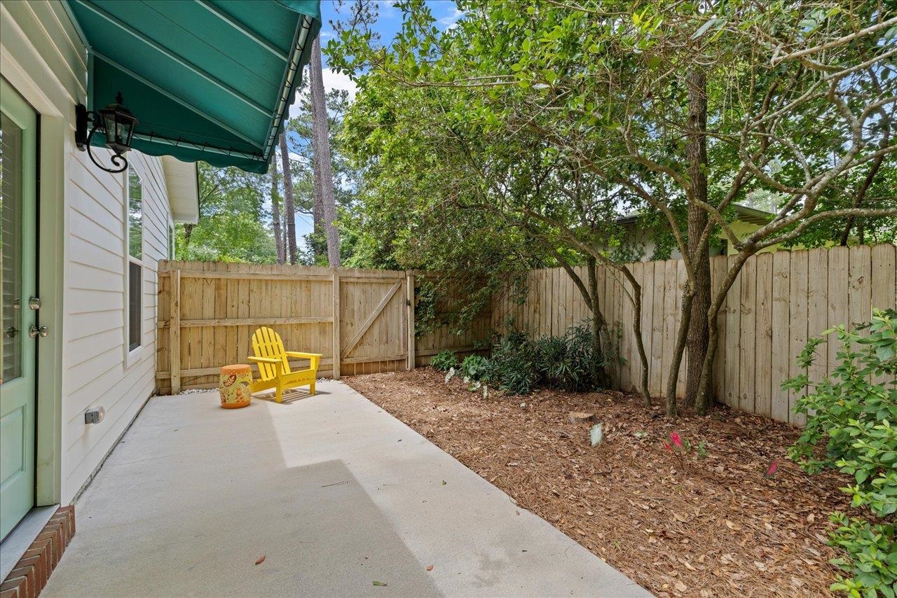 2003 E Randolph Circle