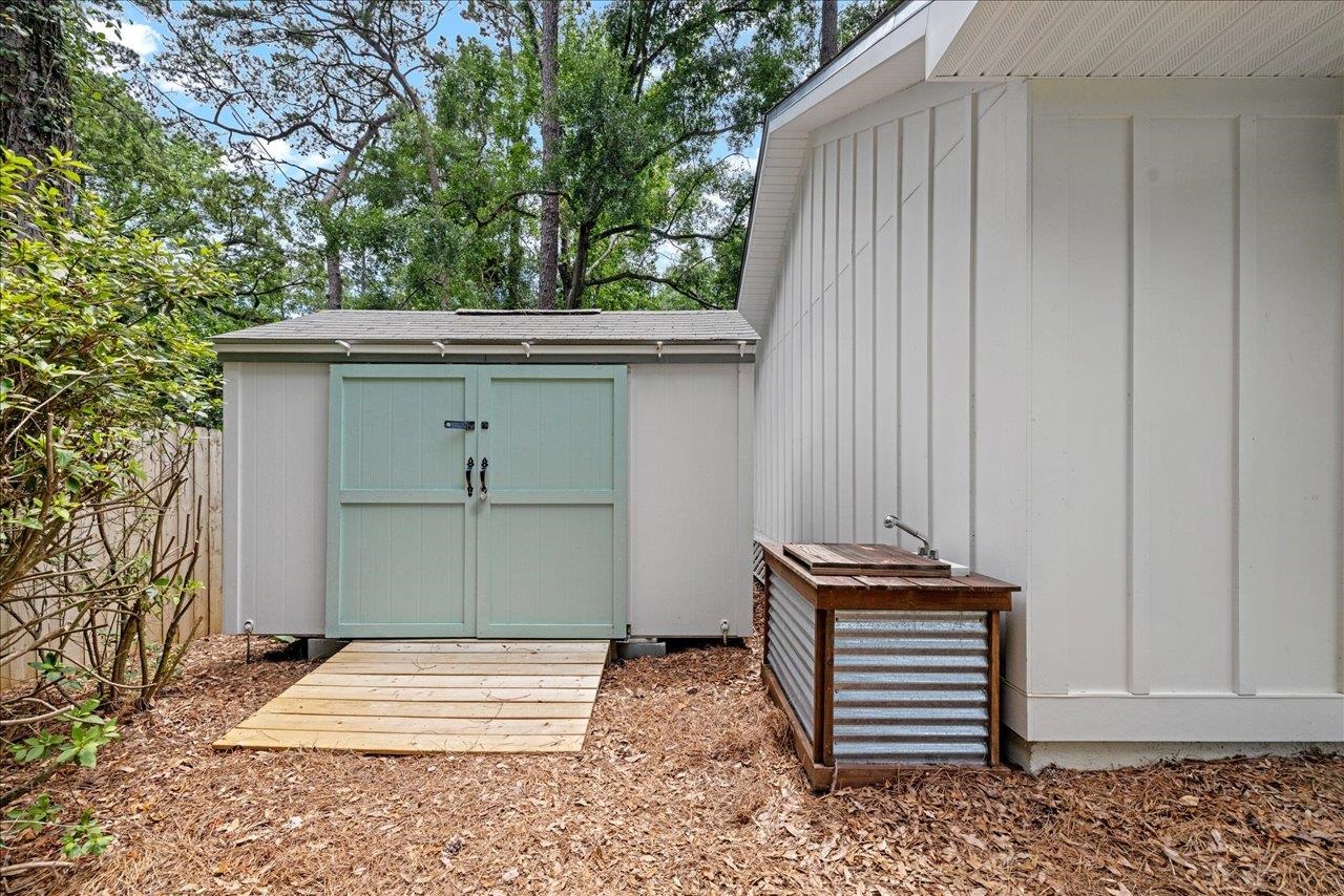 2003 E Randolph Circle