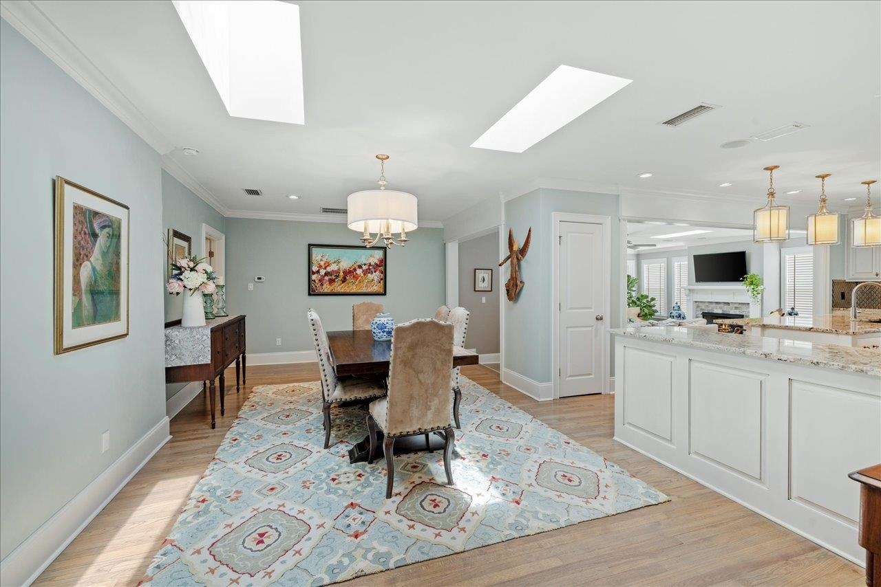 2003 E Randolph Circle