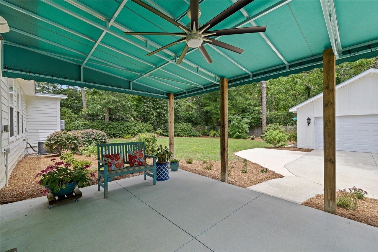 2003 E Randolph Circle