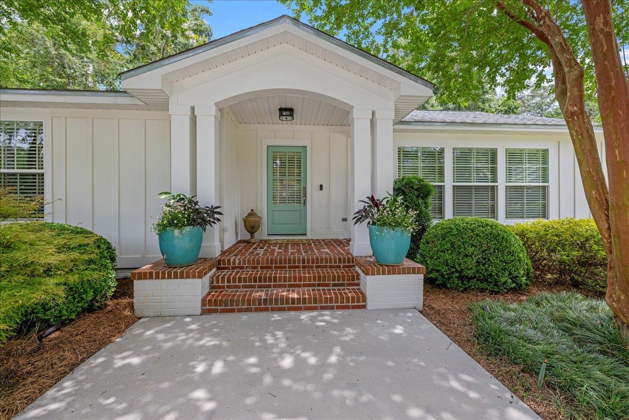 2003 E Randolph Circle