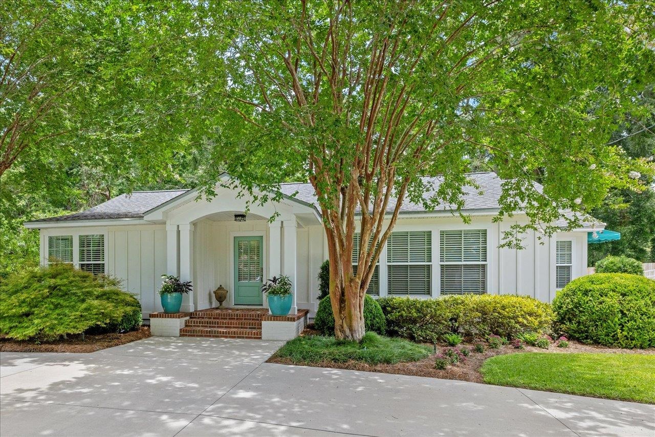 2003 E Randolph Circle