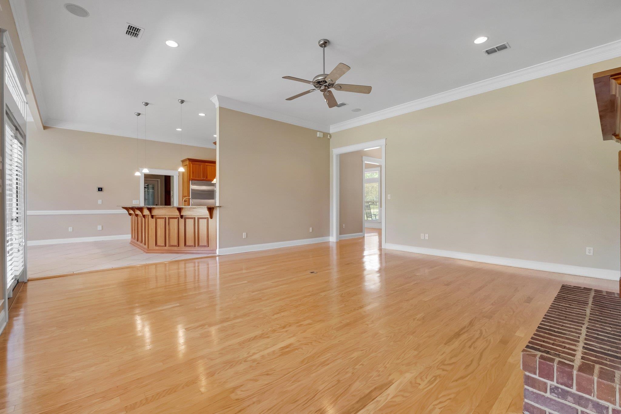 3301 CHAIRES CROSS Road