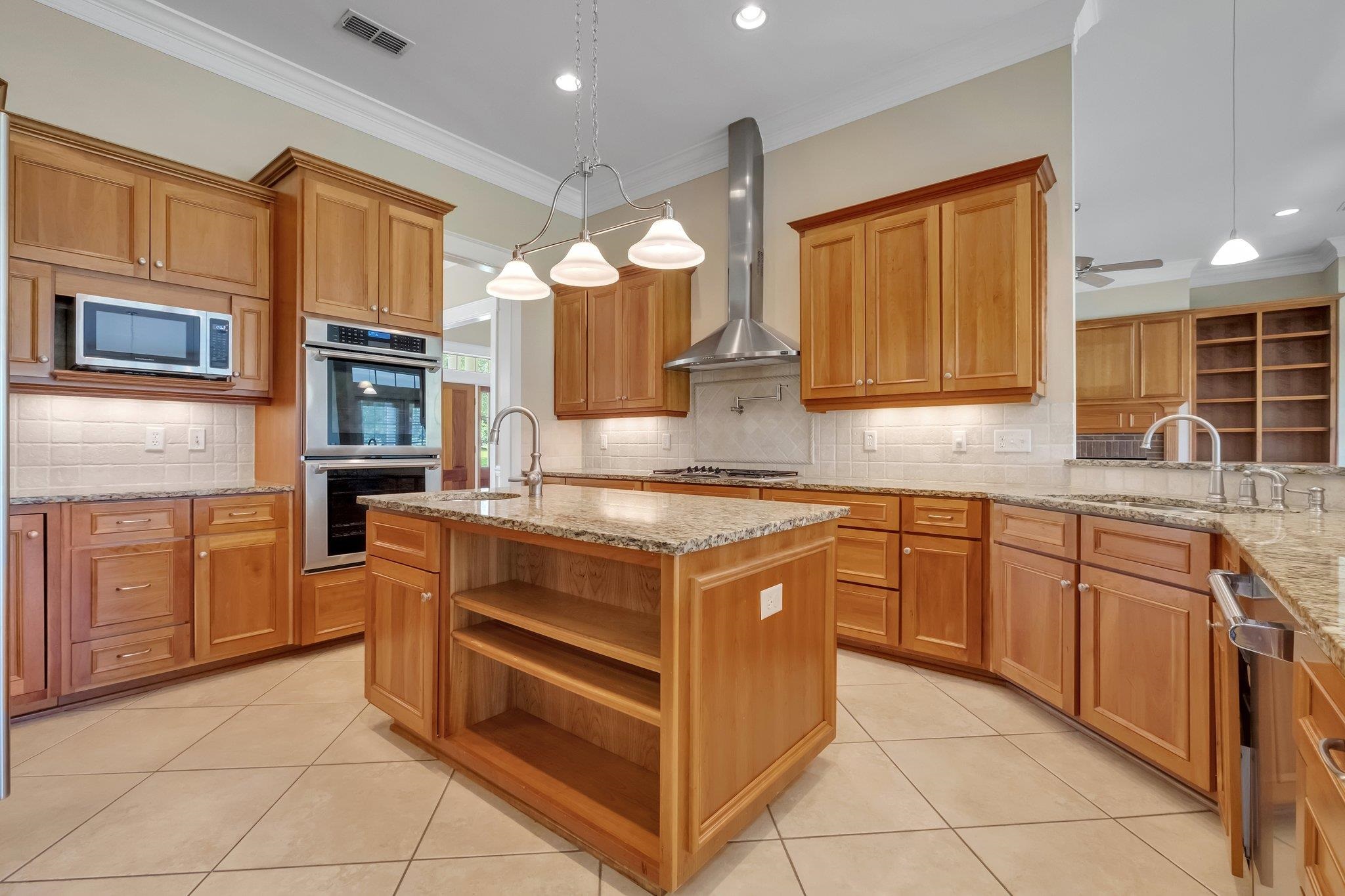 3301 CHAIRES CROSS Road