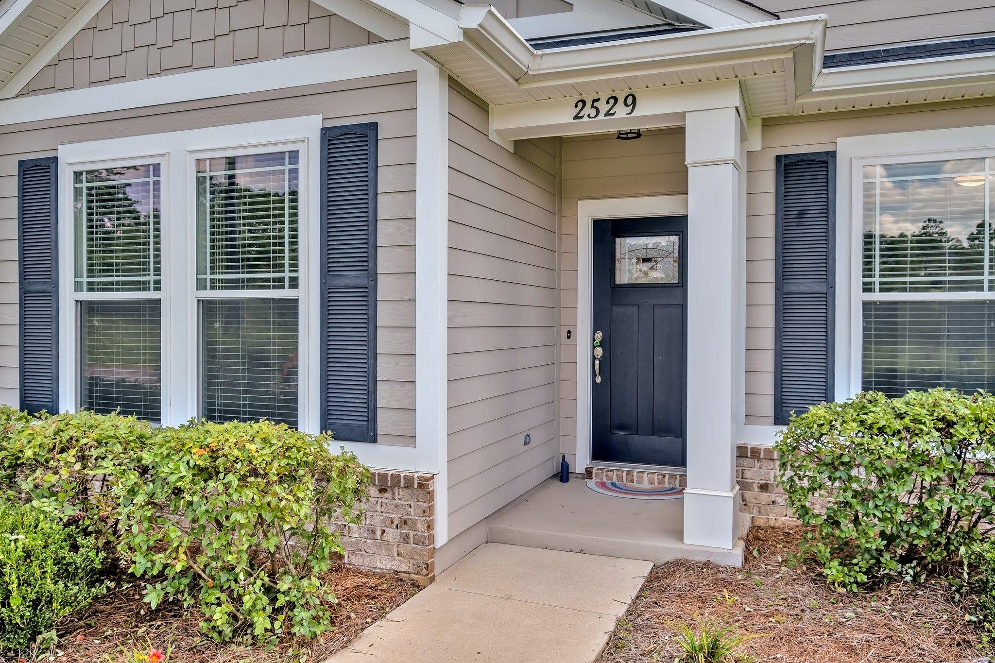 2529 E Orange Avenue