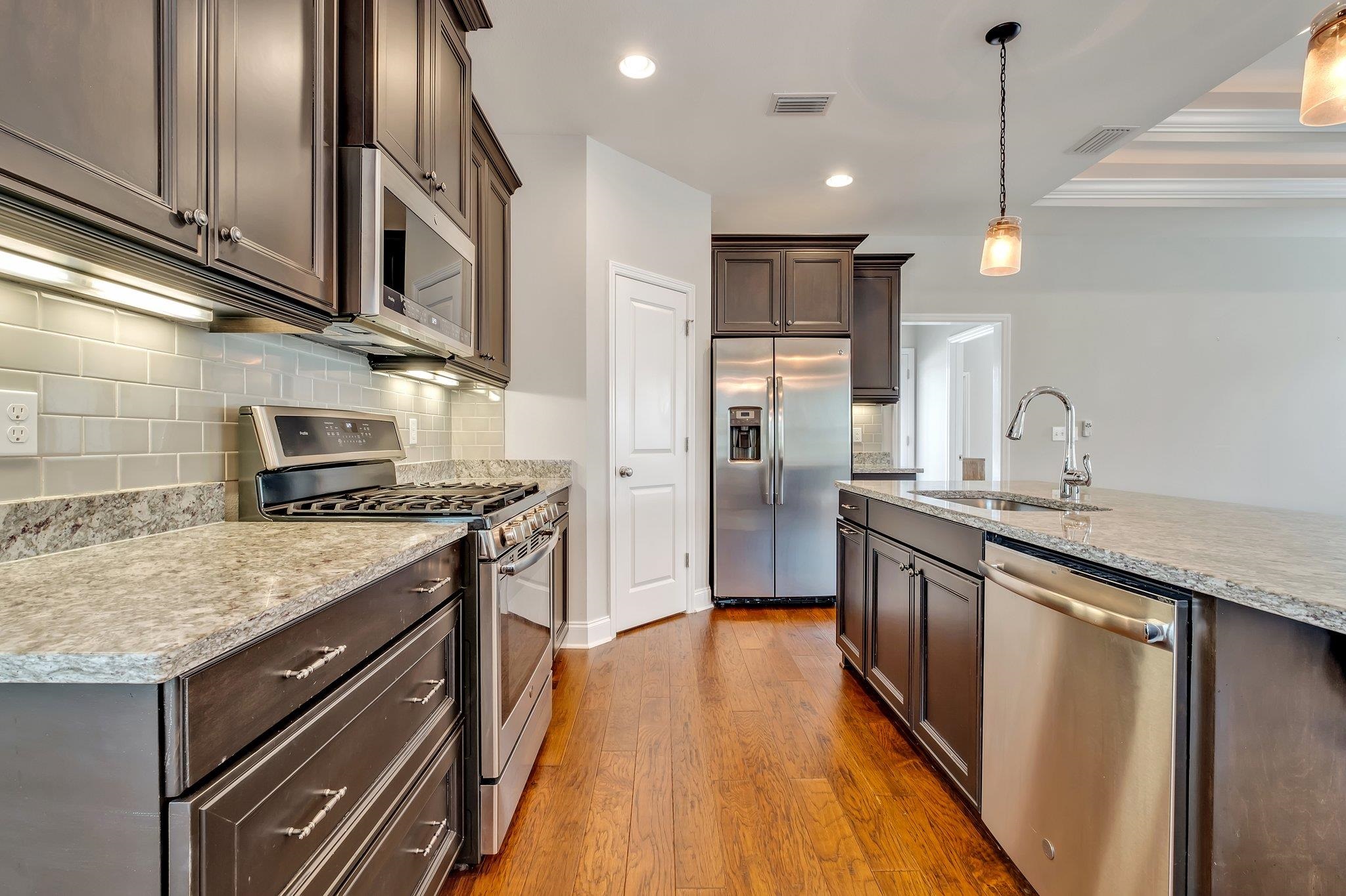 2529 E Orange Avenue