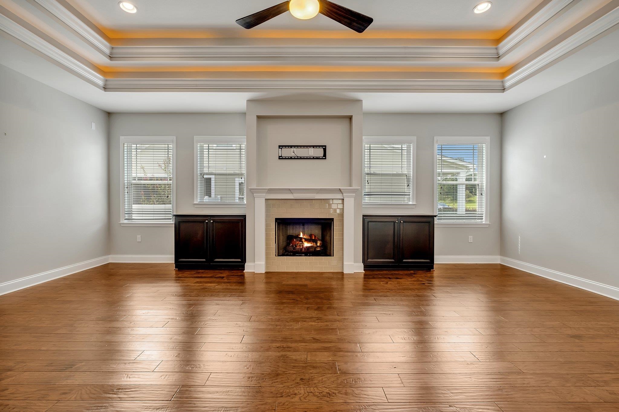 2529 E Orange Avenue