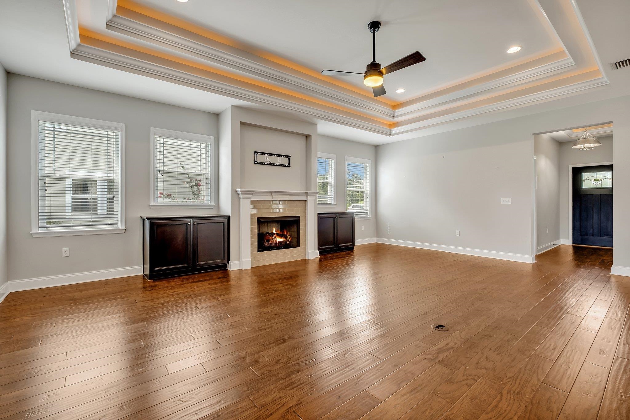 2529 E Orange Avenue