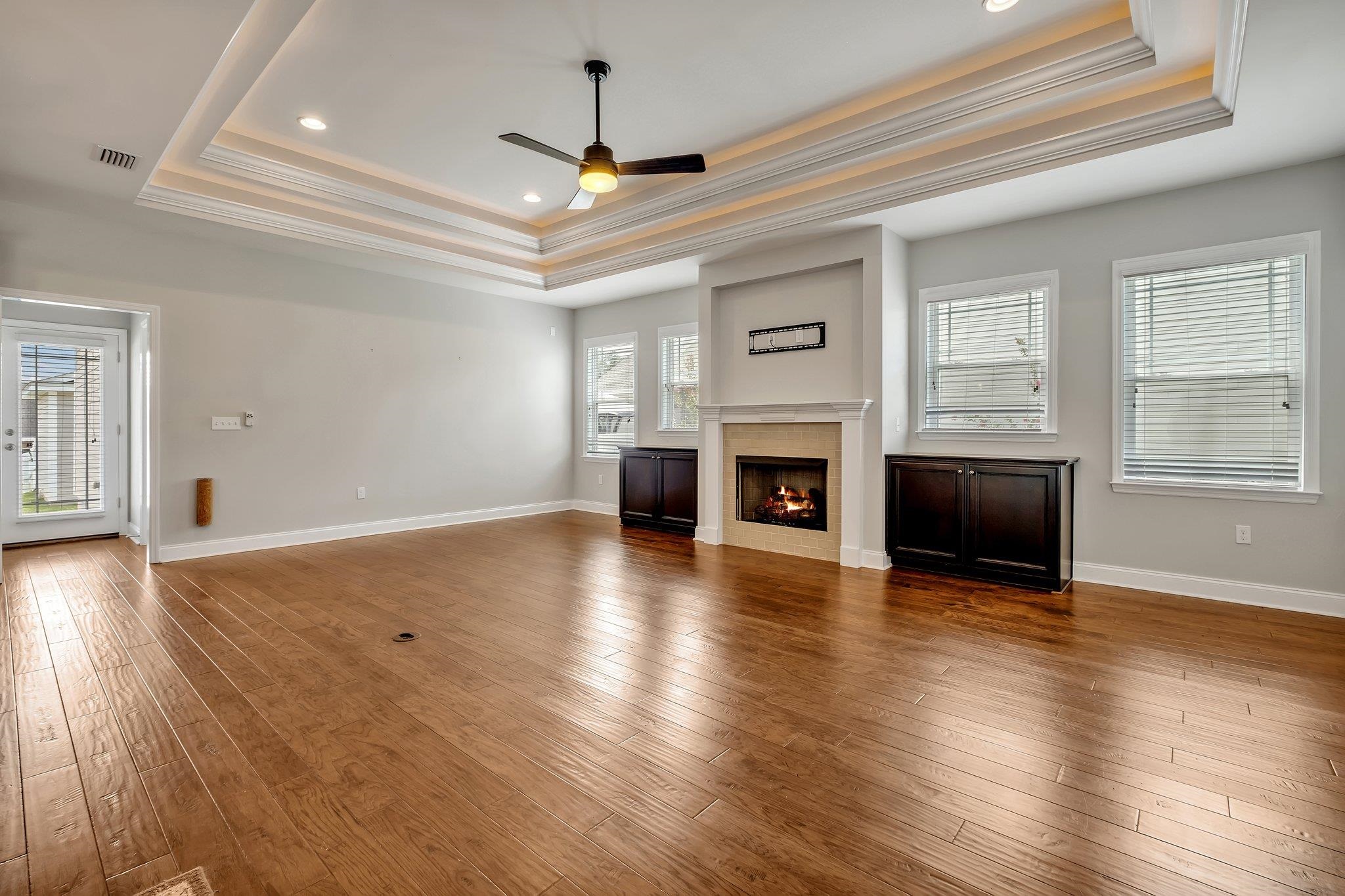 2529 E Orange Avenue