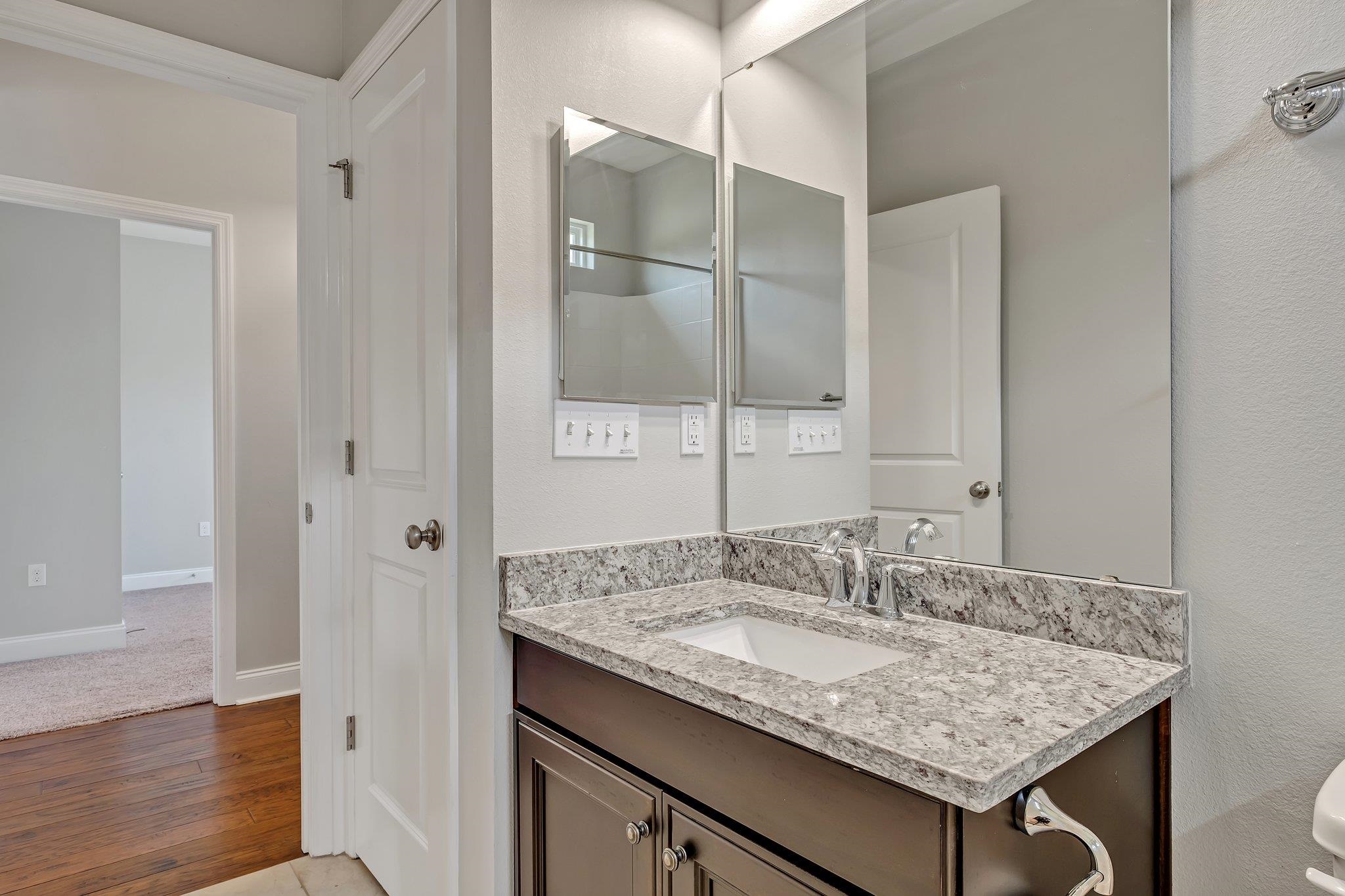 2529 E Orange Avenue