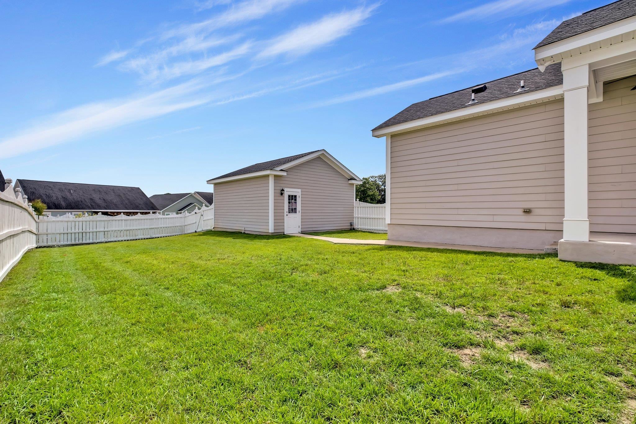 2529 E Orange Avenue