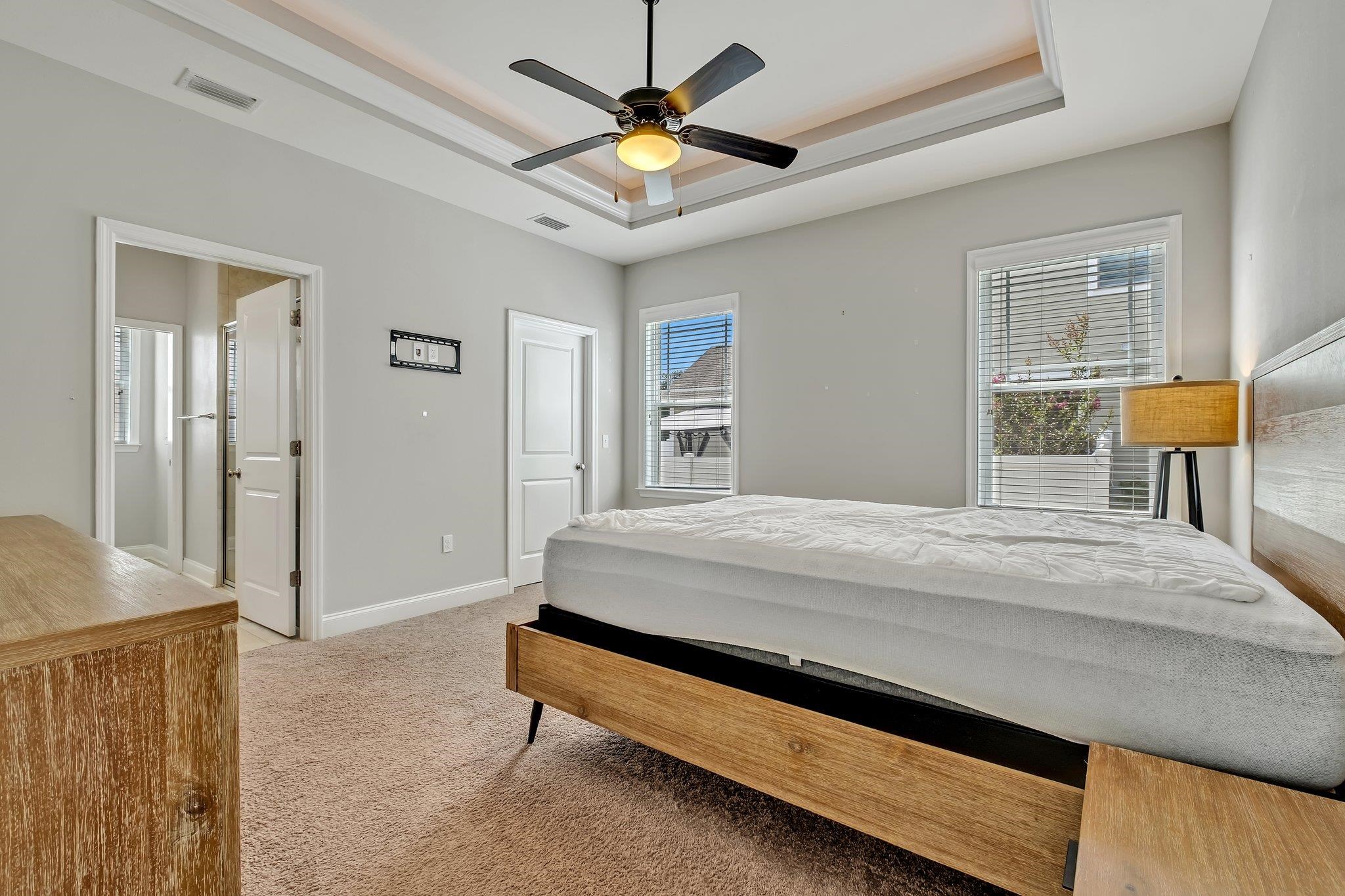 2529 E Orange Avenue