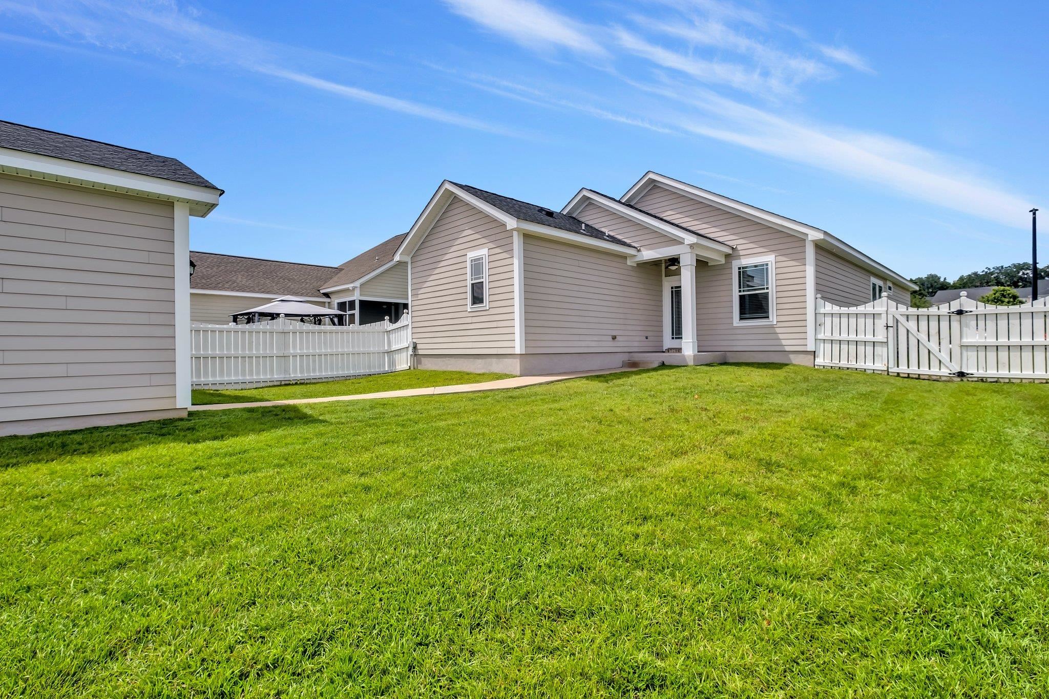 2529 E Orange Avenue