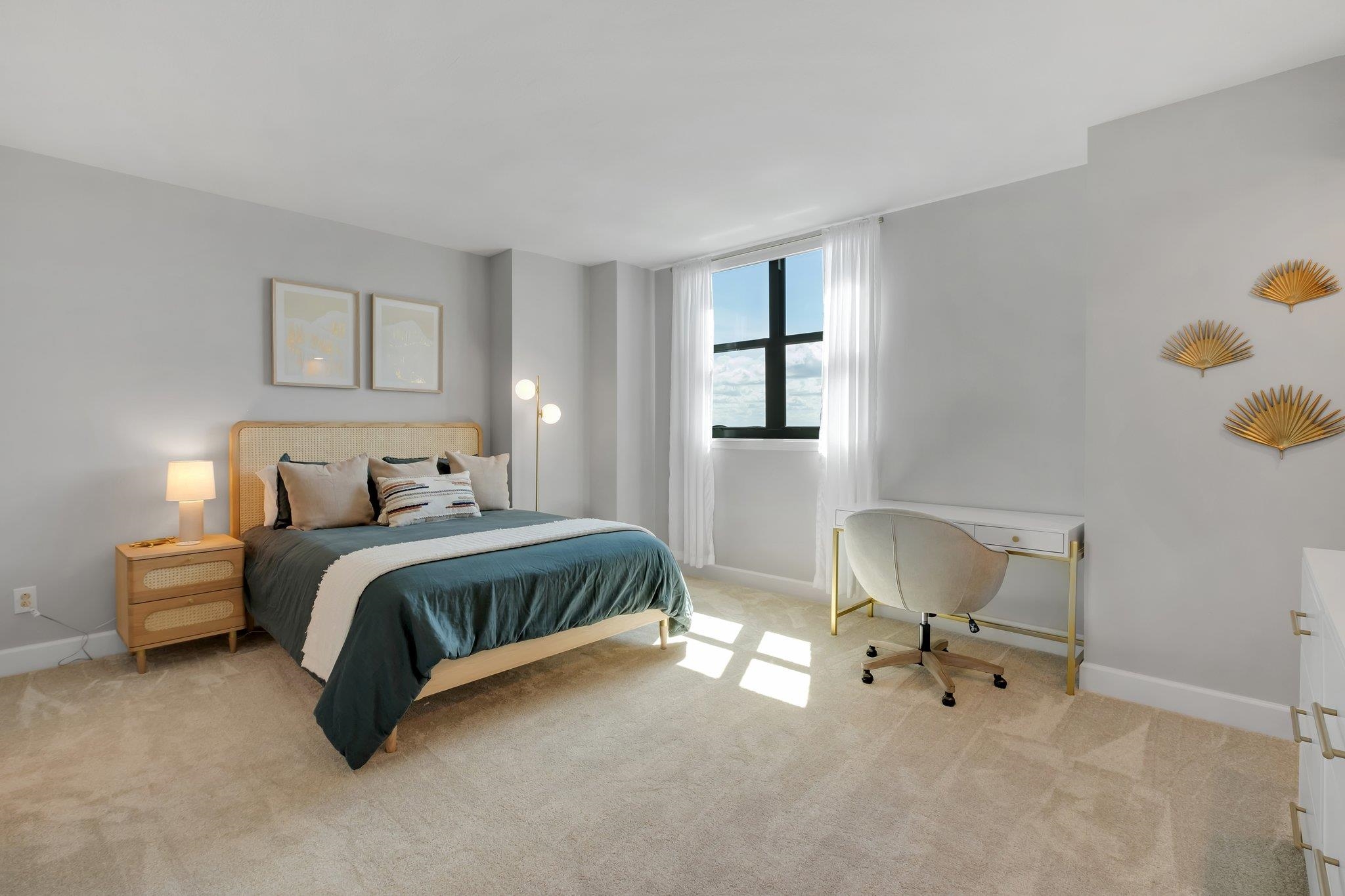 300 S DUVAL Street Unit: 1211