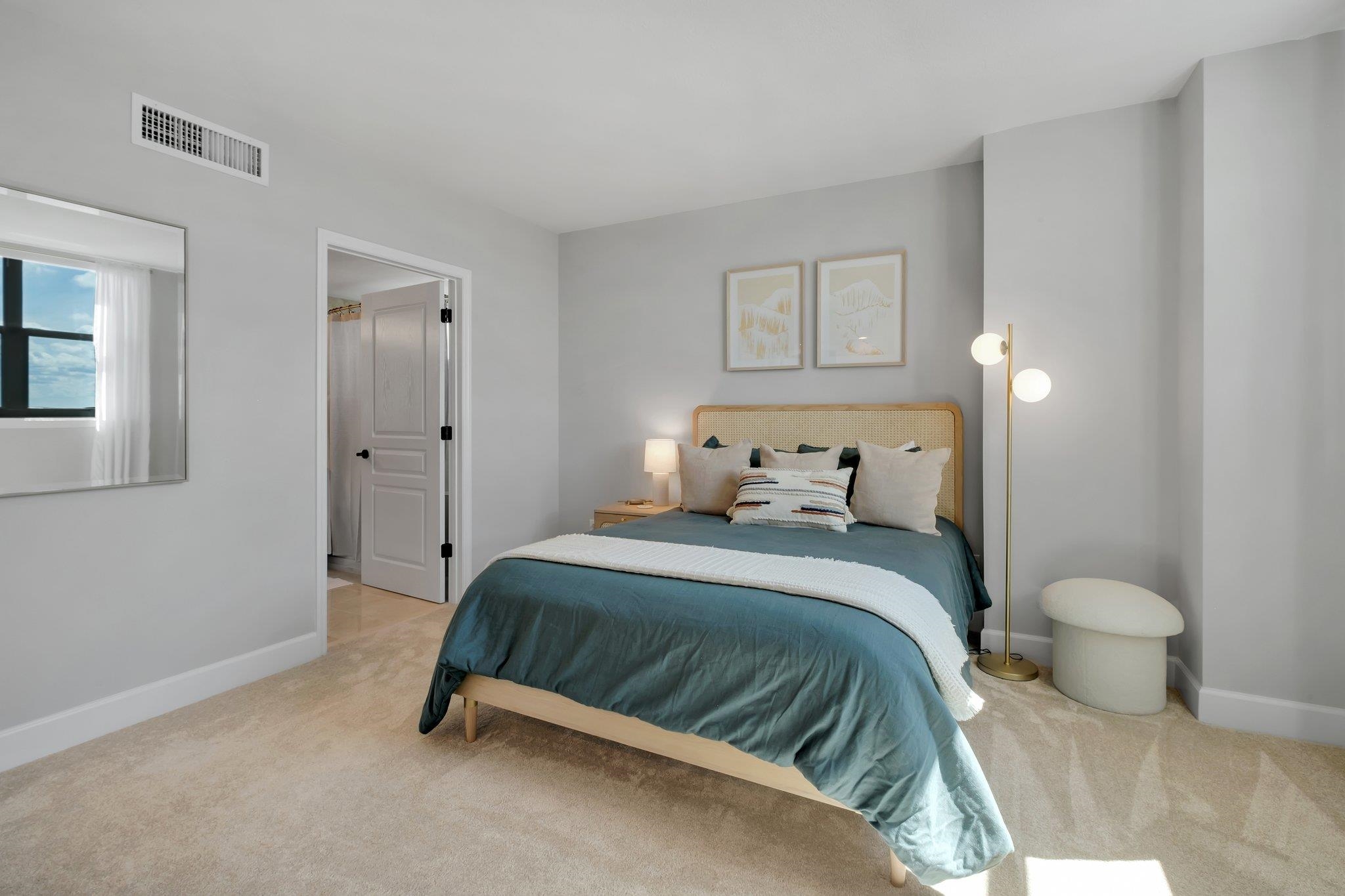 300 S DUVAL Street Unit: 1211