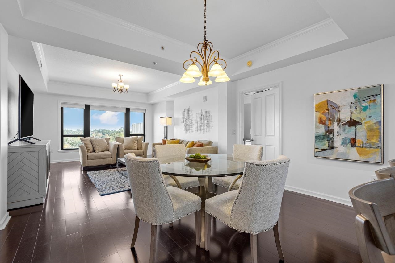 121 N Monroe Street Unit: 7008