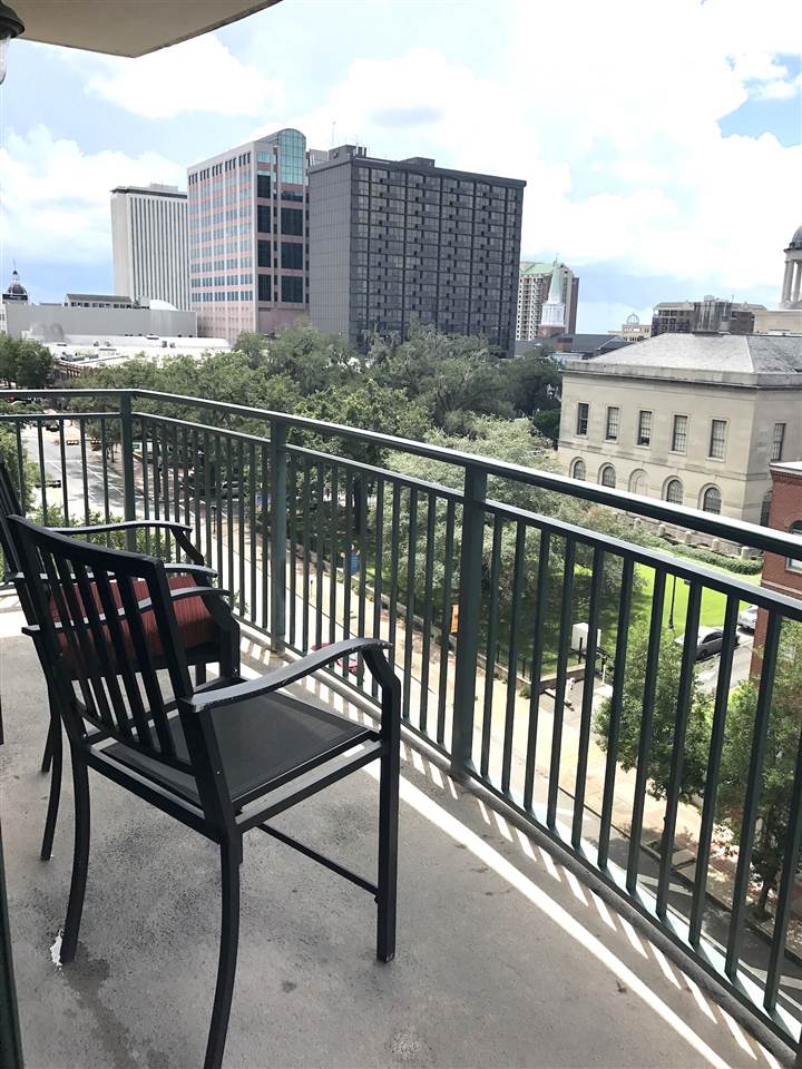121 N MONROE Street Unit: 7003