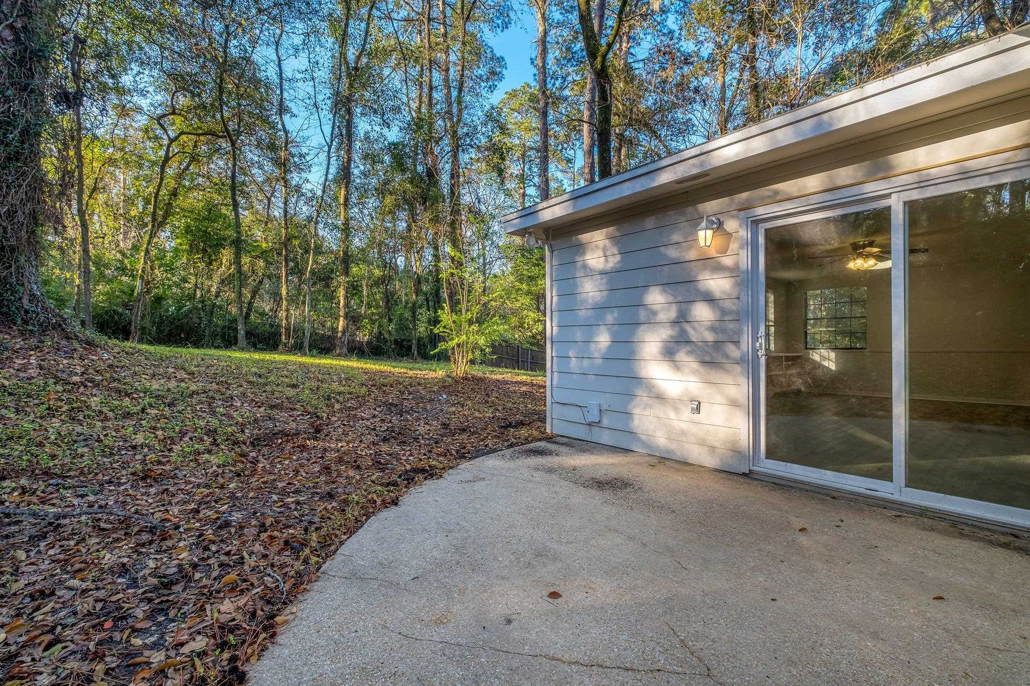 1833 Mayfair Road