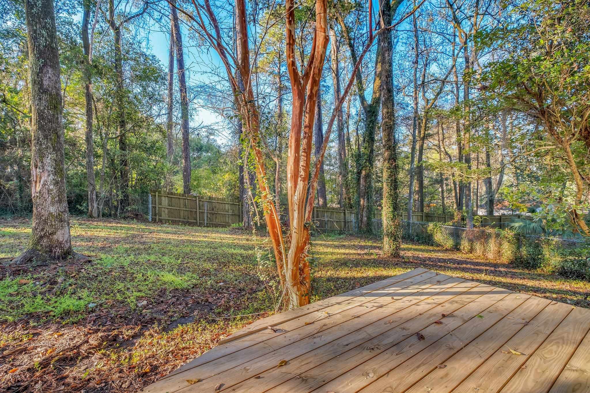 1833 Mayfair Road