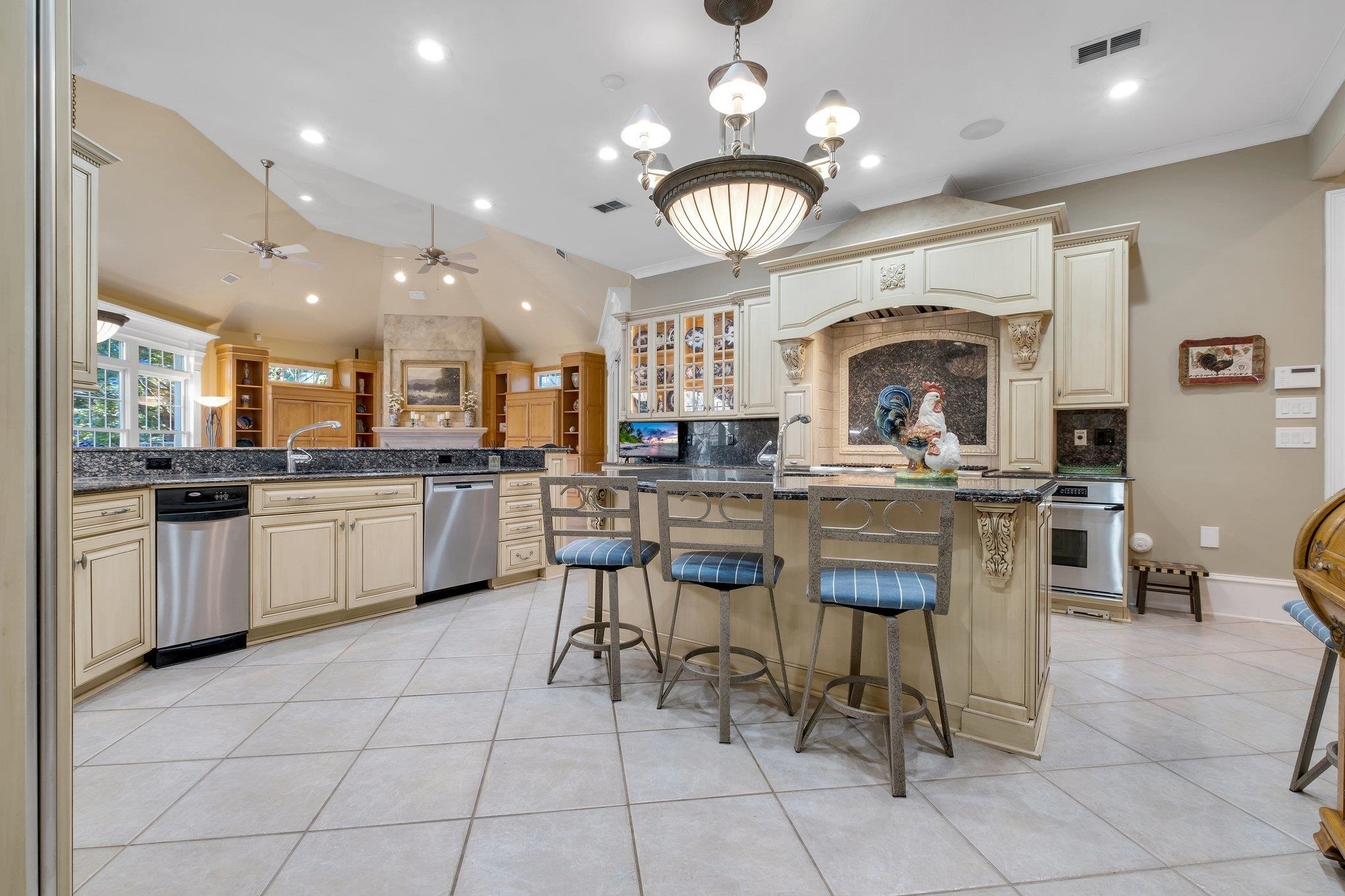 7144 Heartland Circle