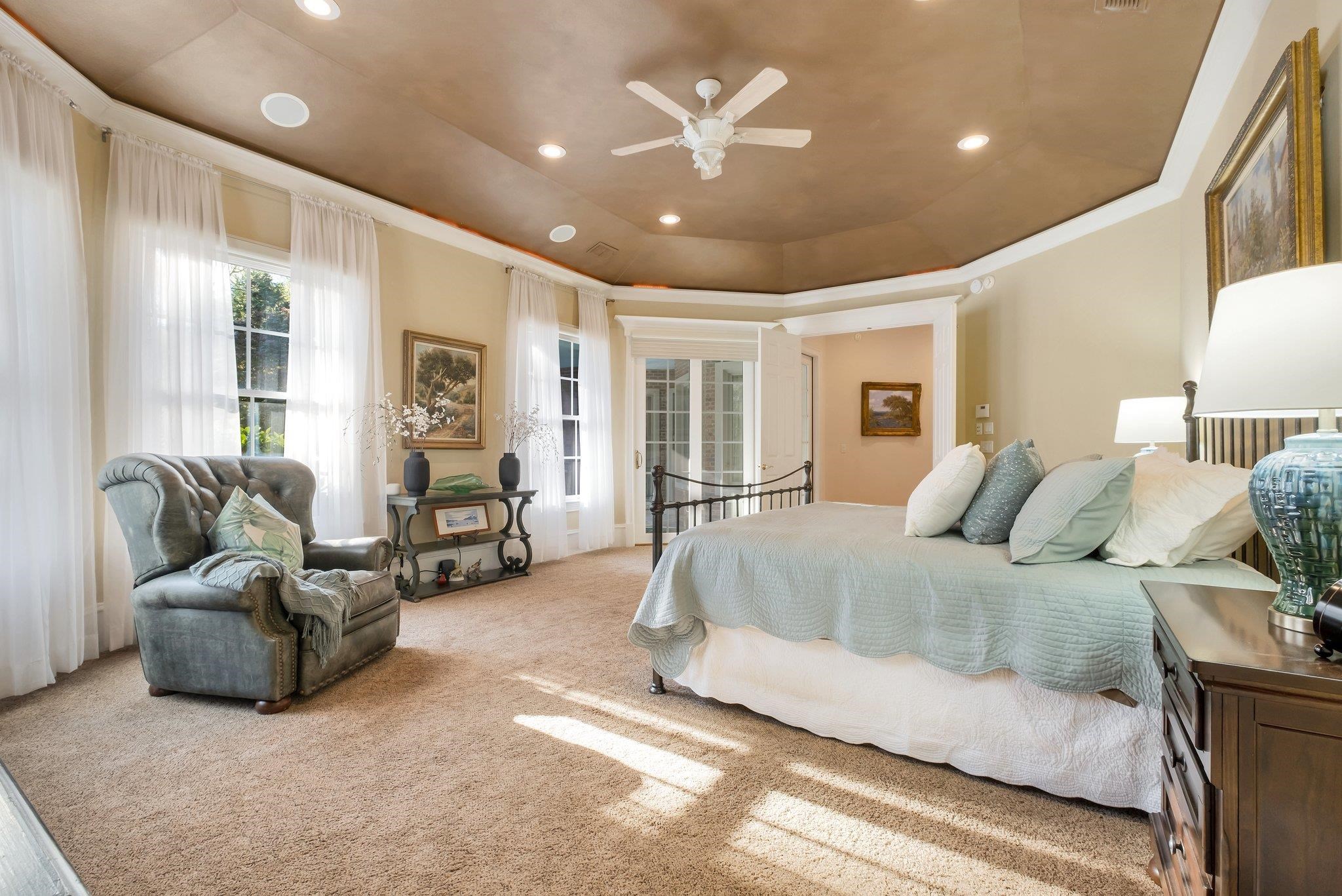 7144 Heartland Circle