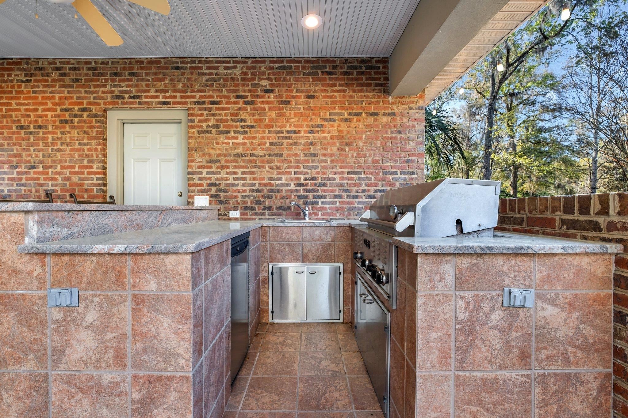 7144 Heartland Circle