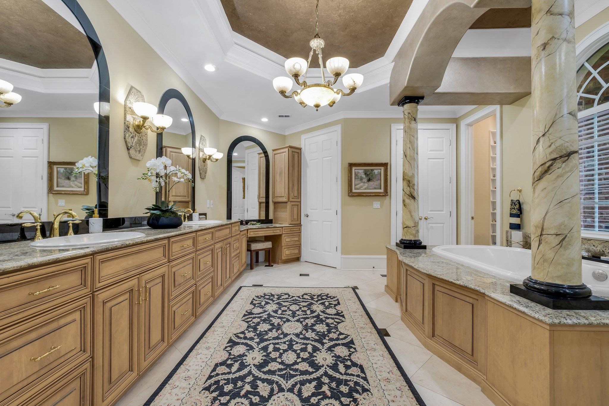 7144 Heartland Circle