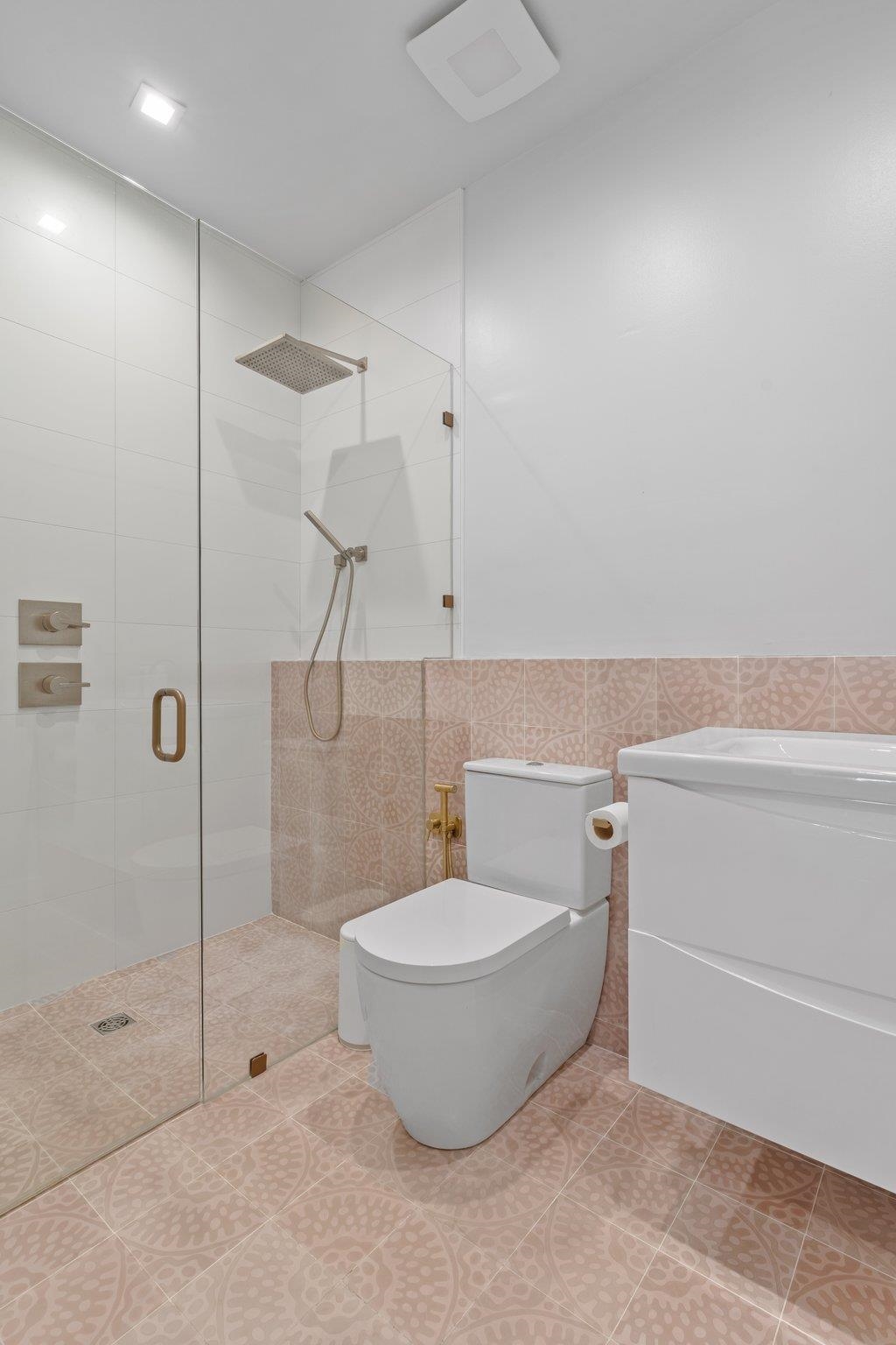 1642 MITCHELL Avenue