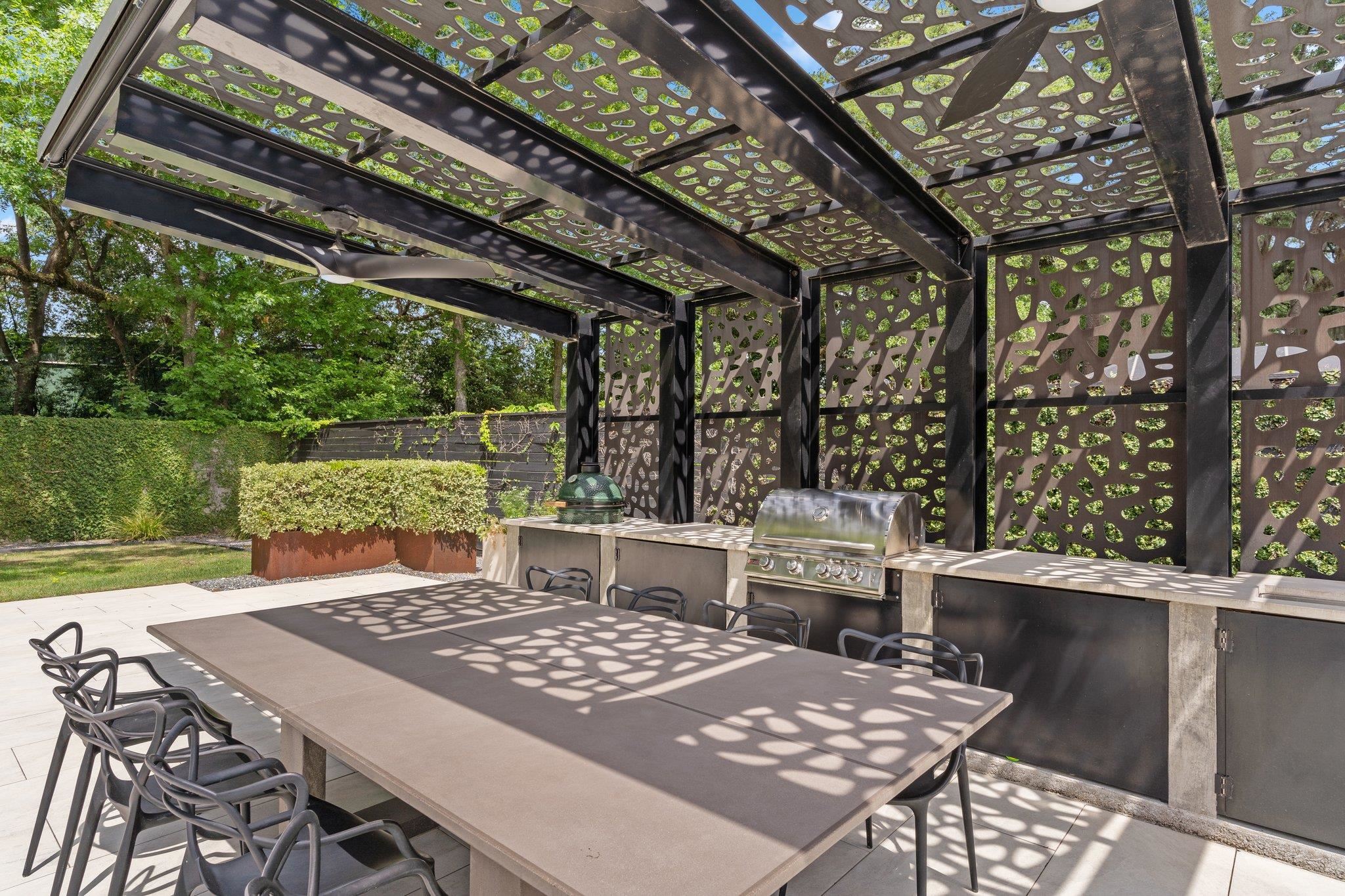 1642 MITCHELL Avenue