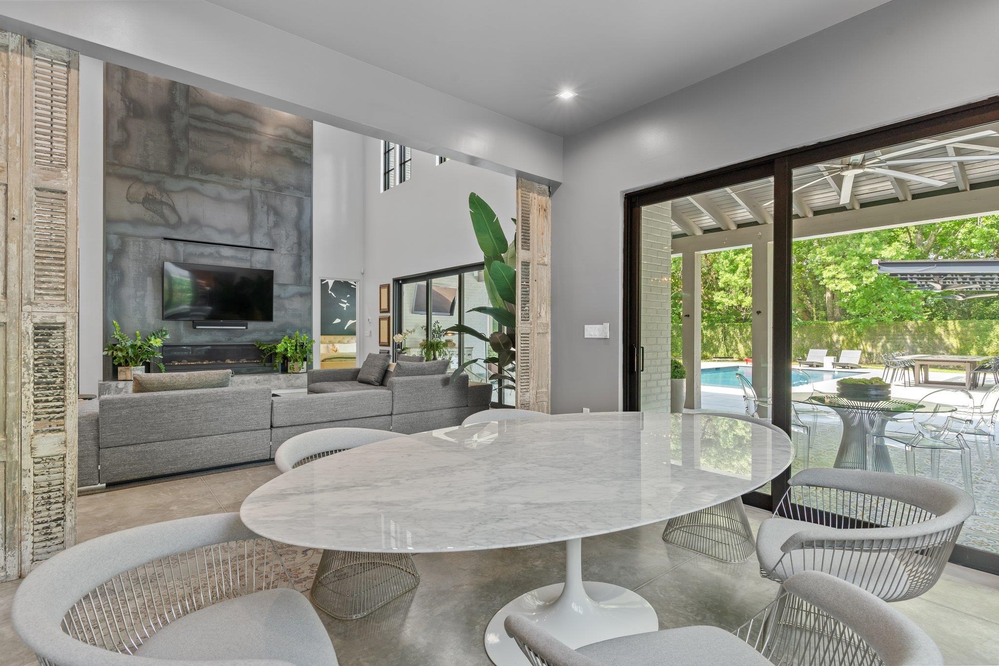 1642 MITCHELL Avenue