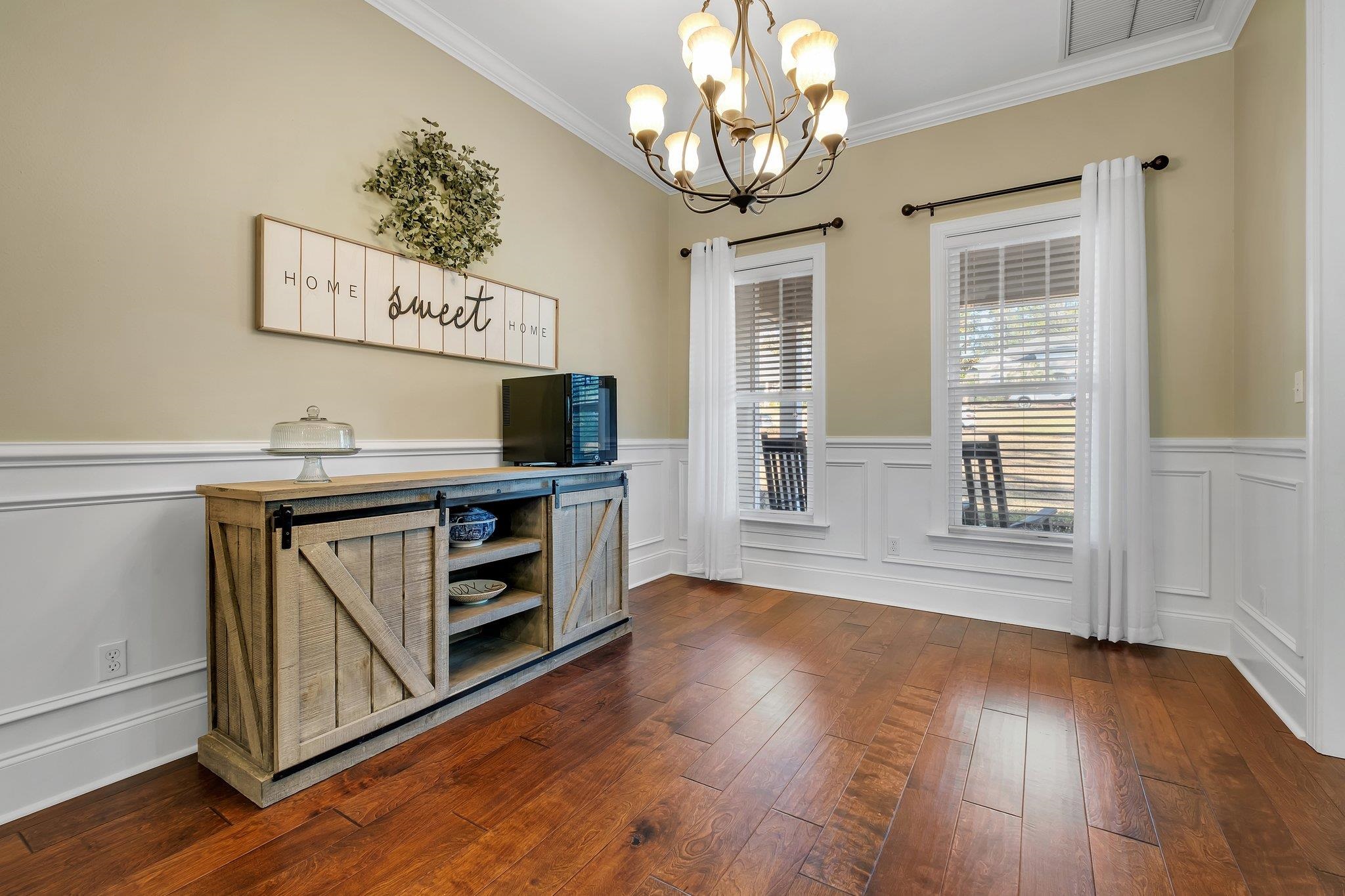 4571 FOREST RIDGE Drive