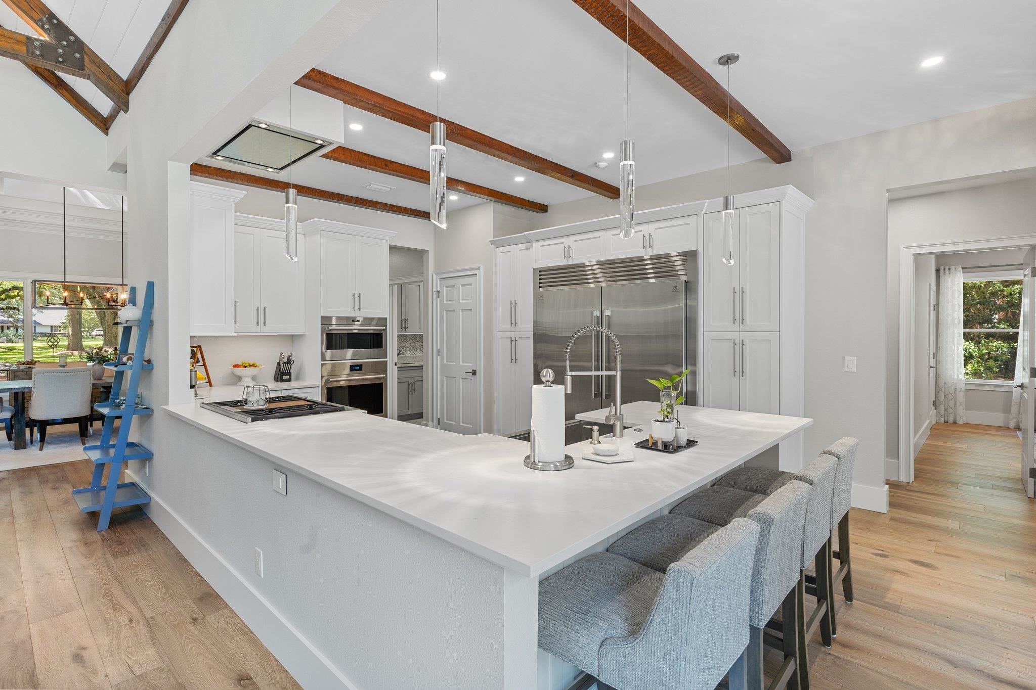 4244 WILLIAM JAMES Way